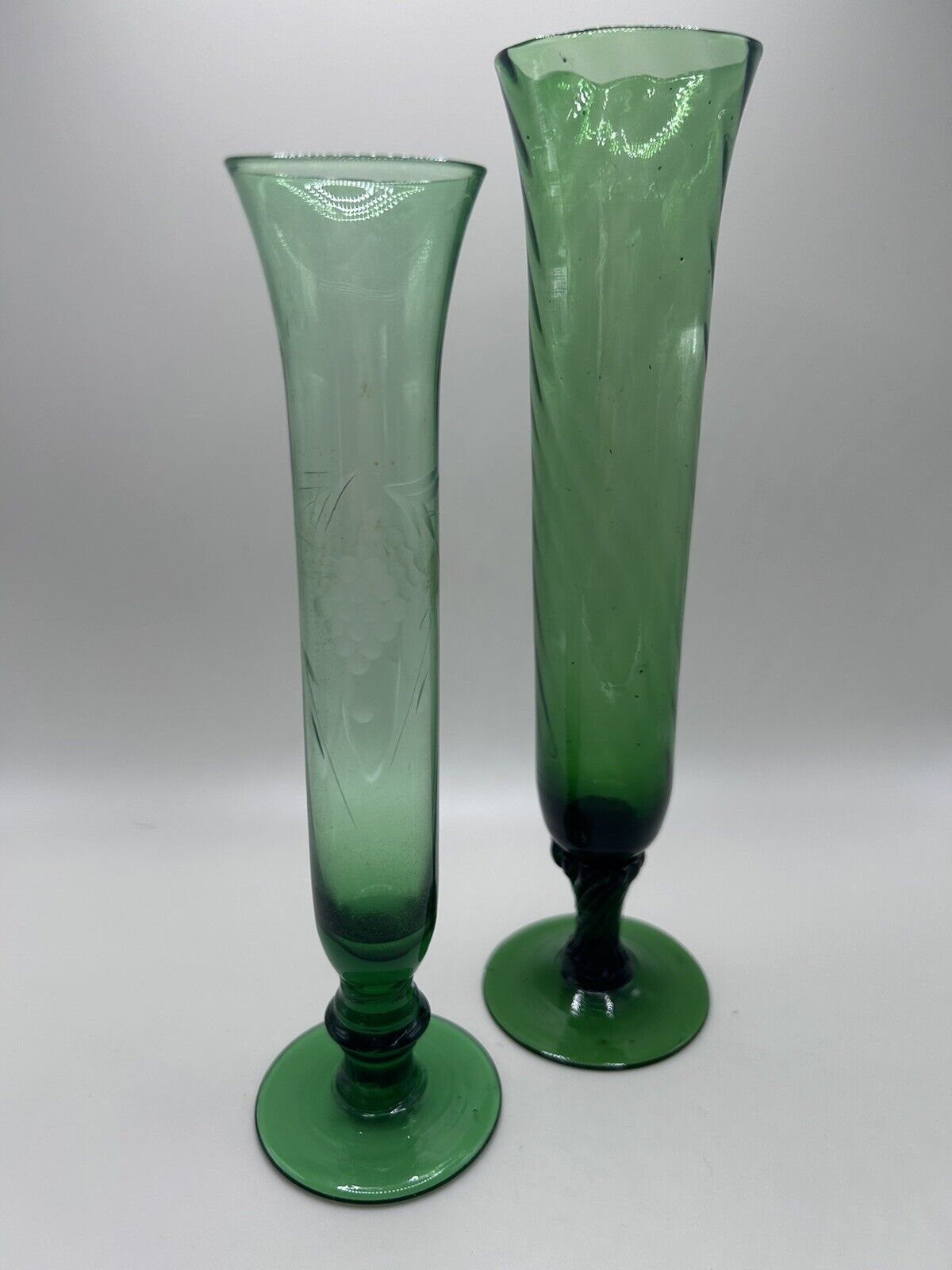 Vintage Set of 2 Emerald Green Depression Glass Bud Vases