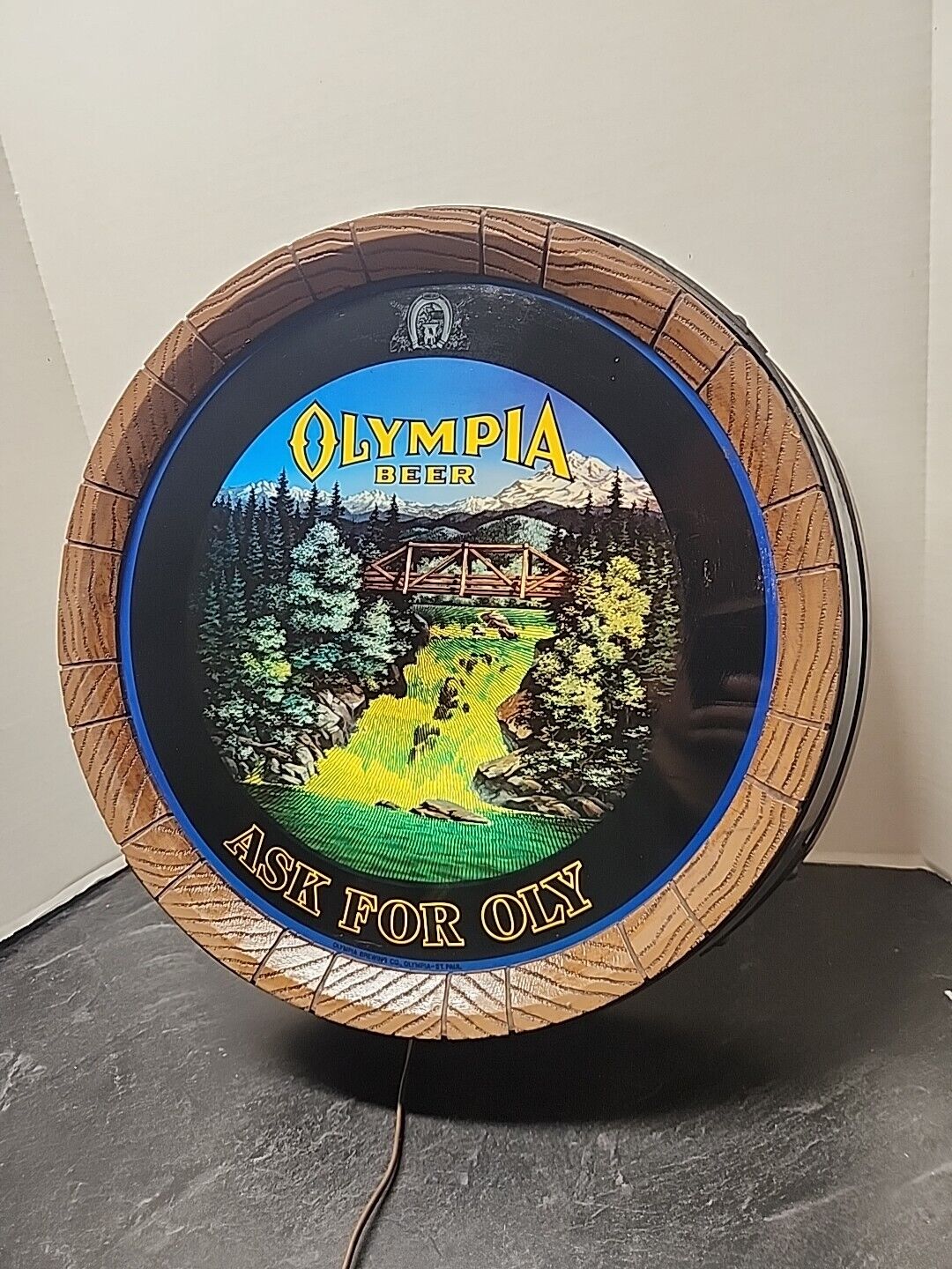 Olympia Beer Ask For Oly Waterfall Barrel Sign Lights Up but No Motion *Read 