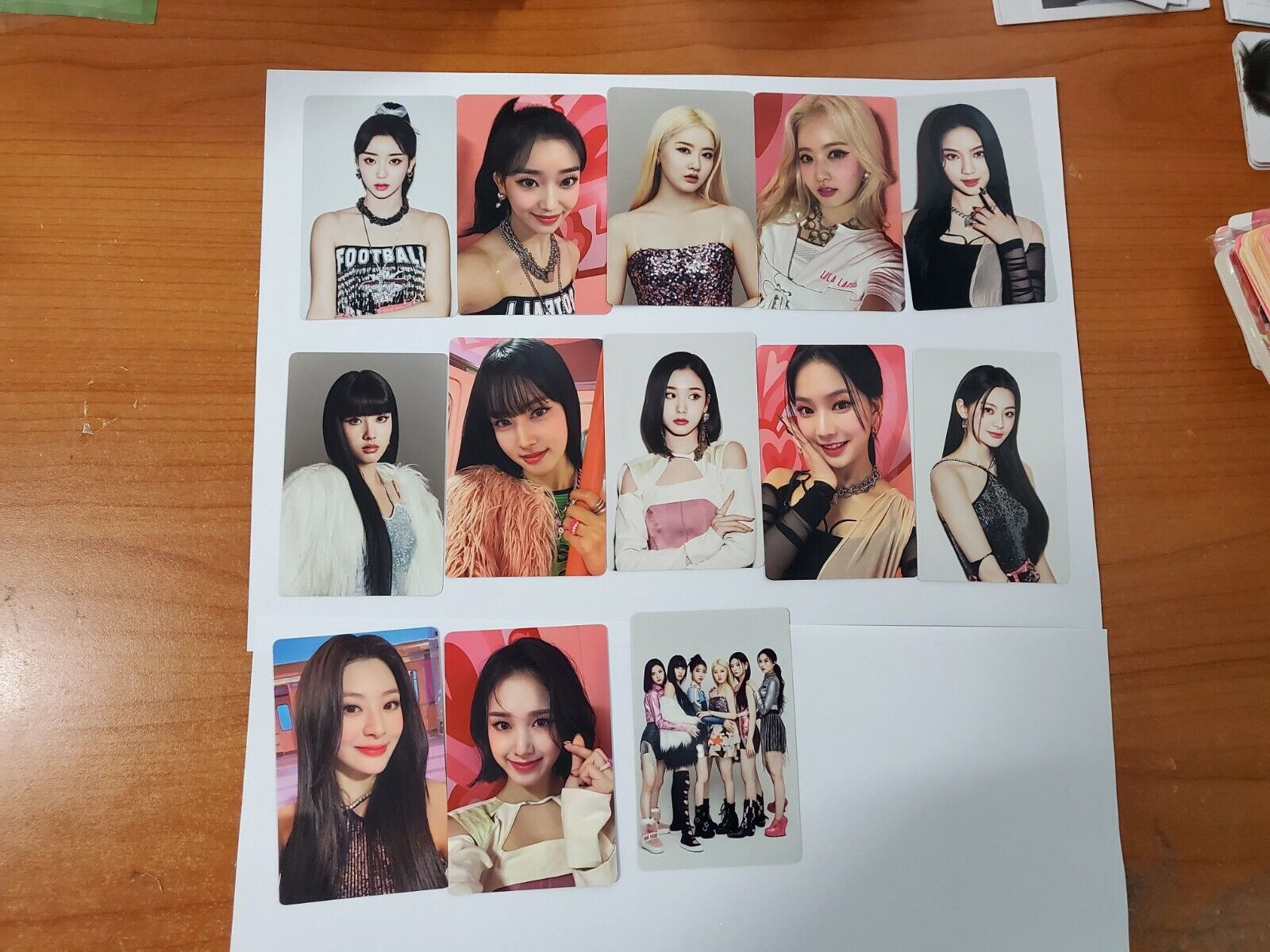 STAYC  Photocard Album YOUNG-LUV.COM Official - SET
