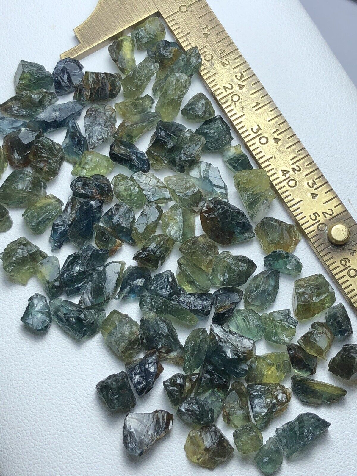 151 Crt /Natural Green Party Sapphire Rough Good Quality Small Sizes Rough Deals