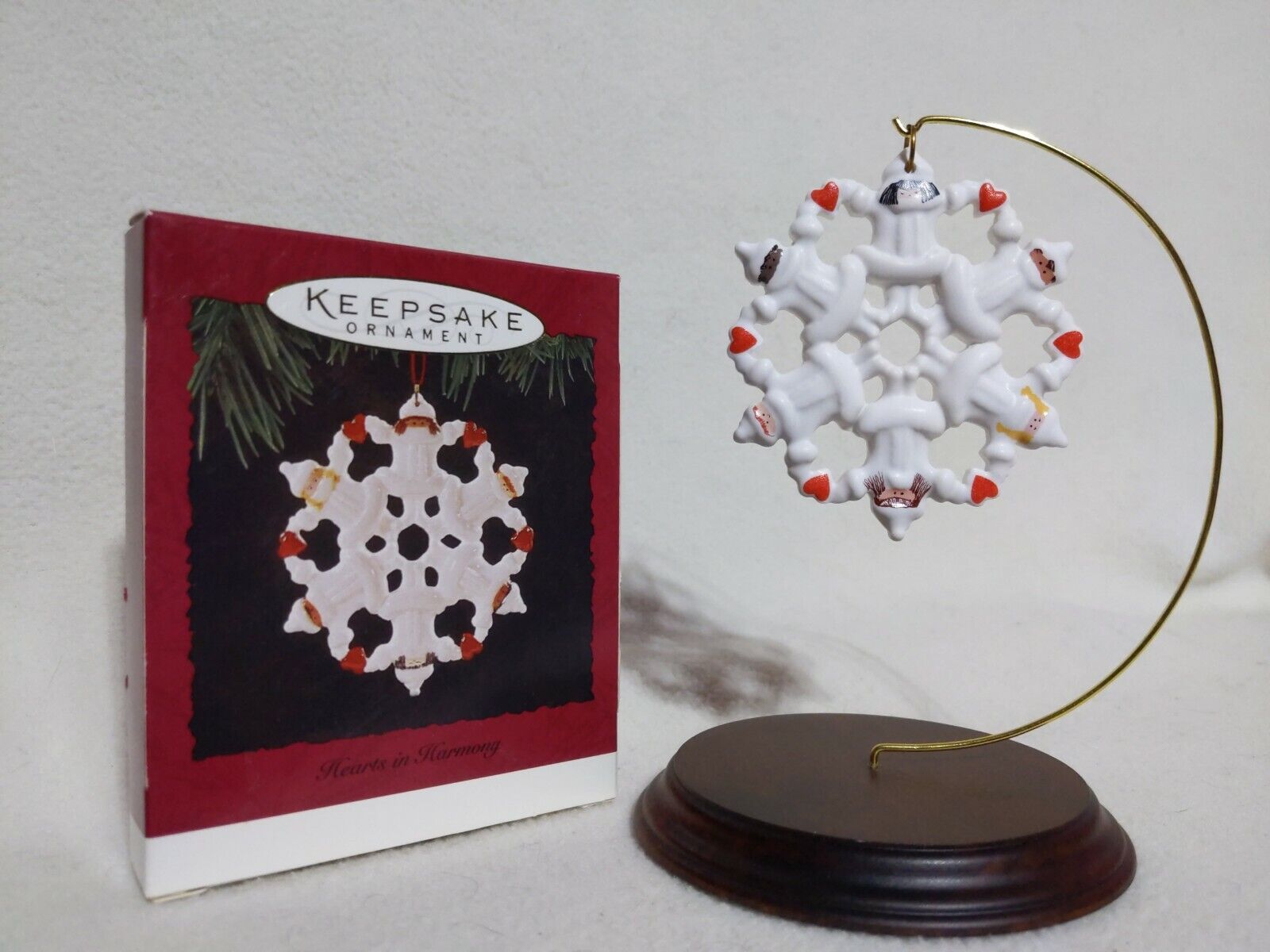 NIB 1994 Hallmark Christmas Ornament HEARTS IN HARMONY Porcelain Snowflake Kids 