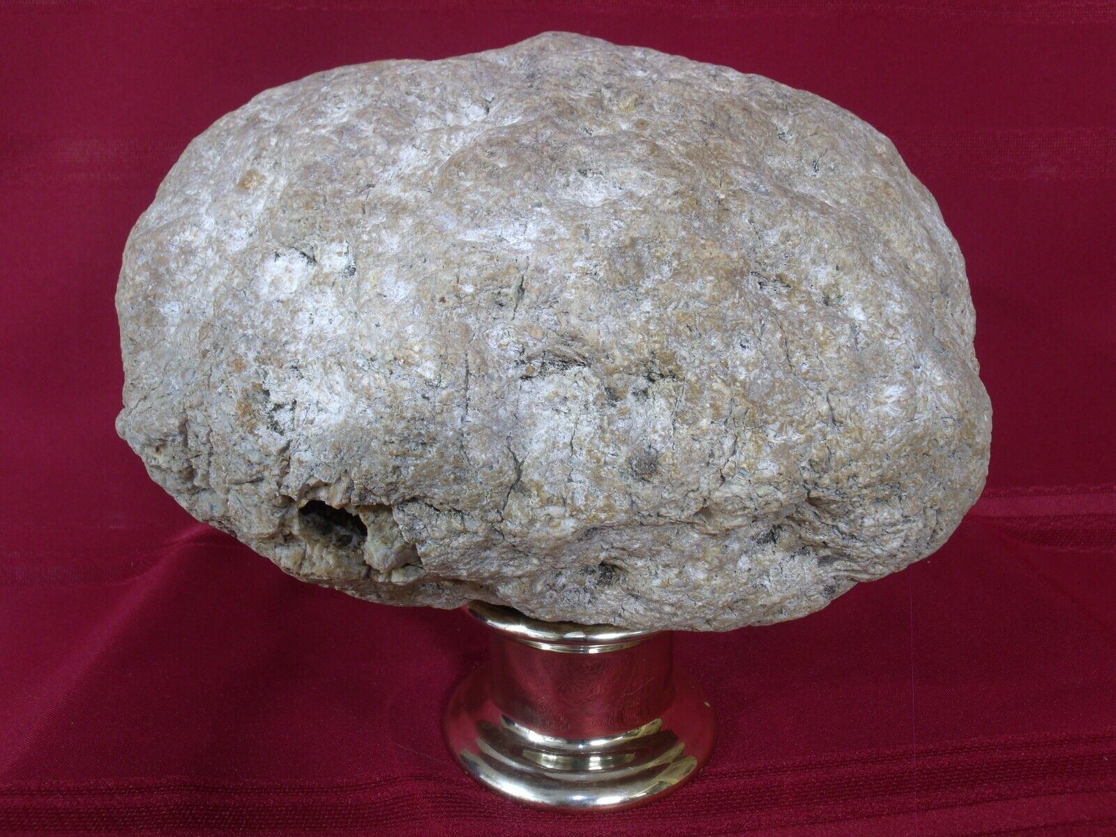 Extra Large 25.7 Pound Whole Kentucky Crystal Quartz Geode Rare Unique Gift