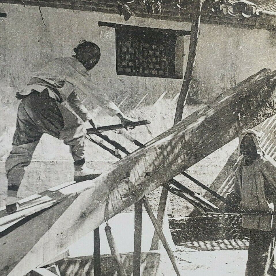China Peking Chinese Saw Mill Men Carpenters Milling Lumber Stereoview G351