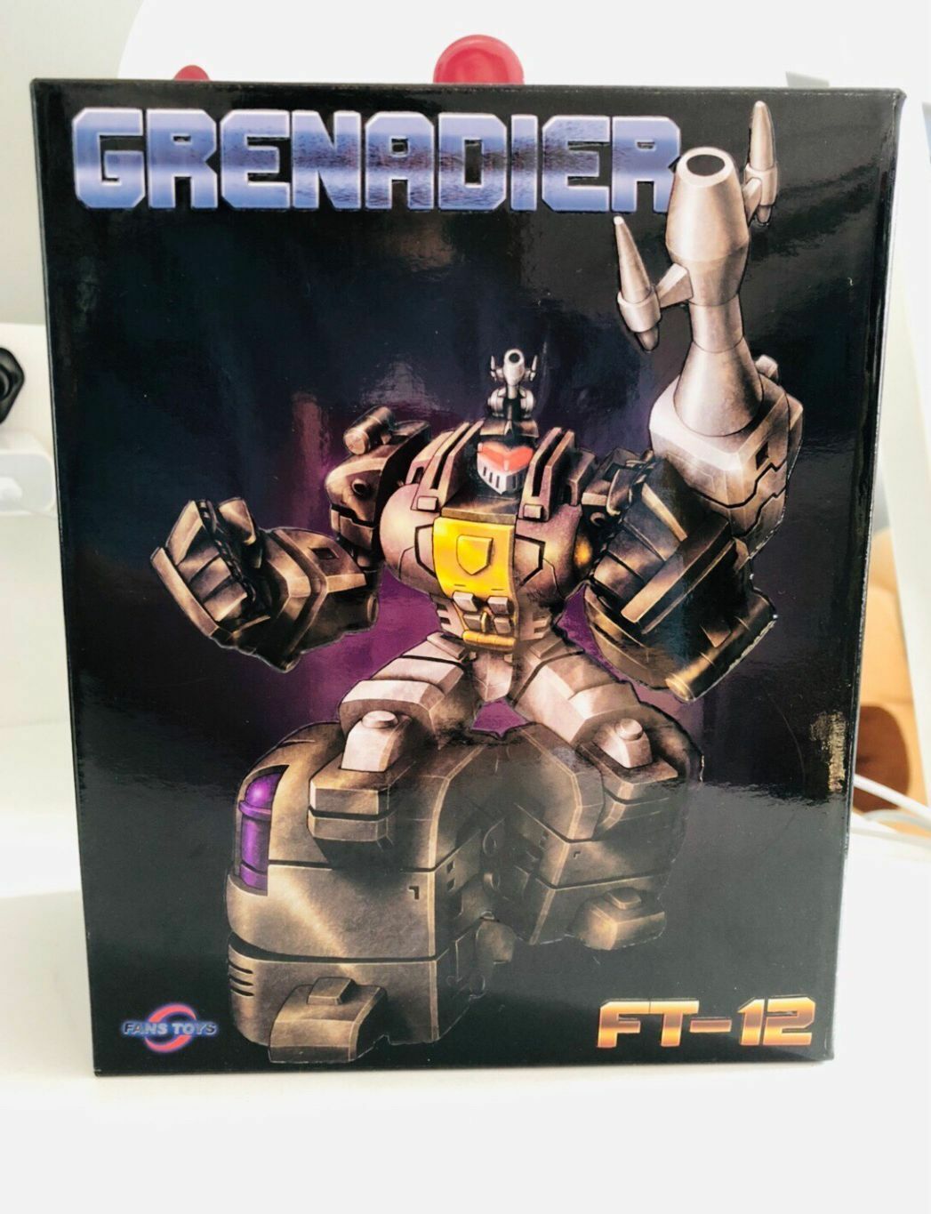 New MISB FansToys FT-12 Grey Chest GRENADIER FT12 G1 Insecticon Reissue