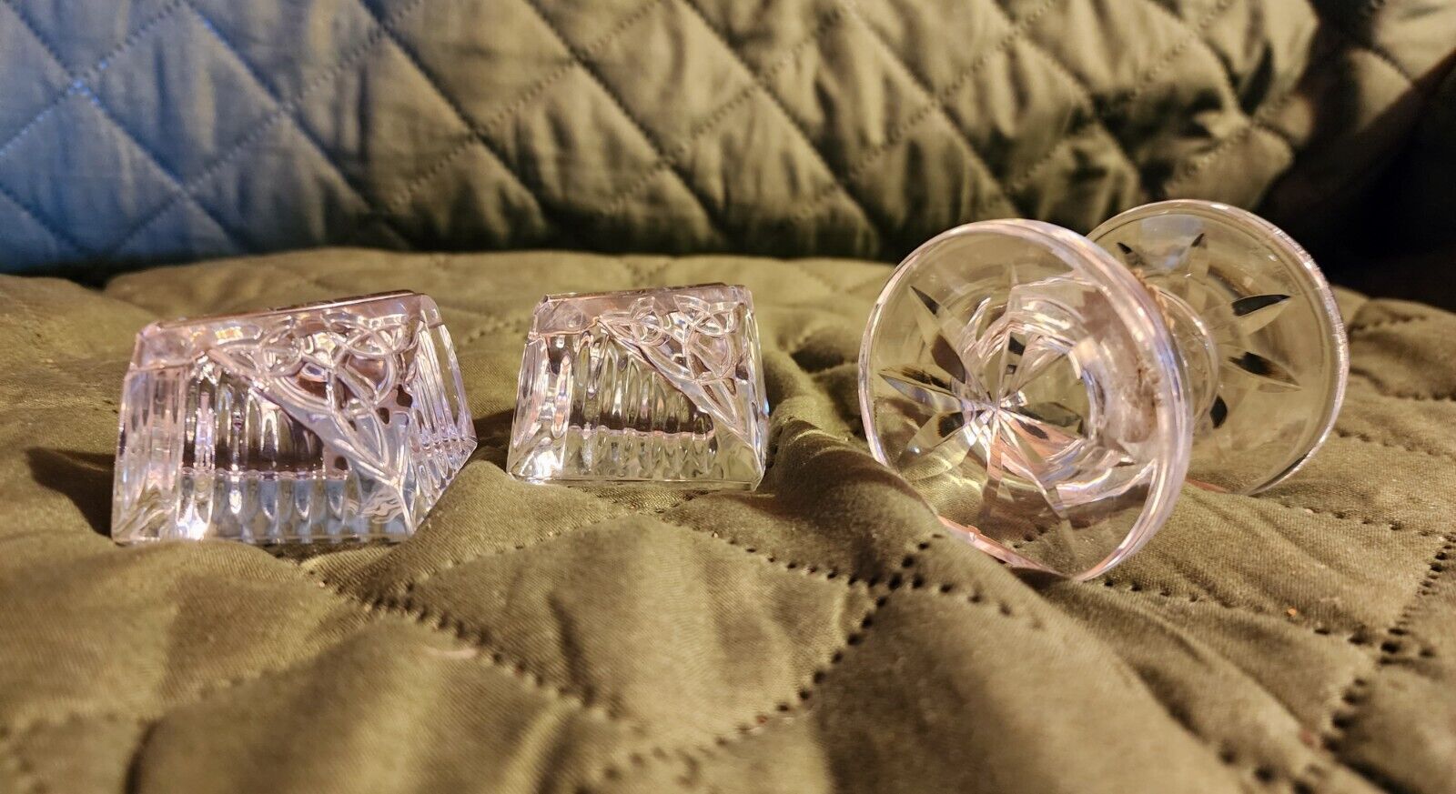Pair of Waterford Crystal Fiona's Knot Place Card Holders 1 Waterford Knife Rest