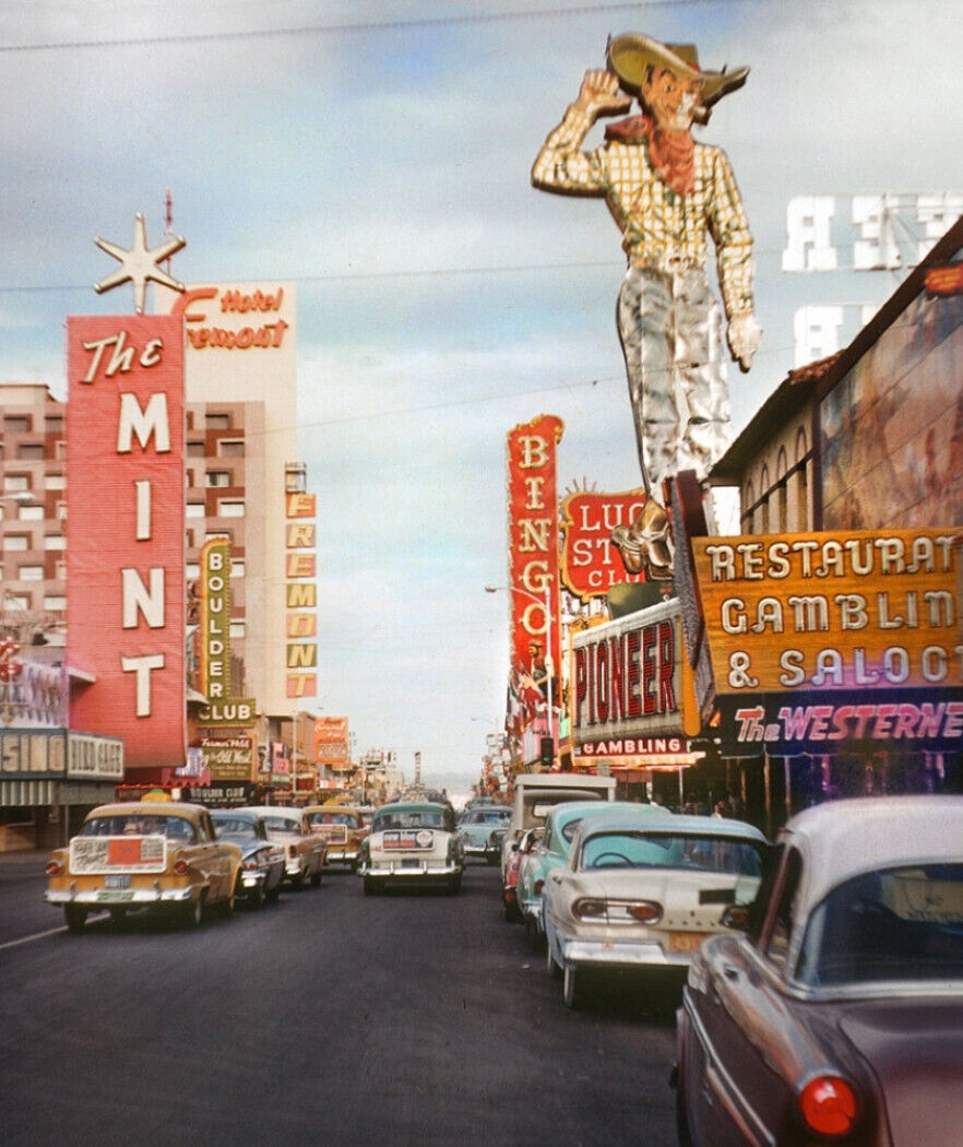 Las Vegas Strip 1950s 8.5x11 Photo Reprint
