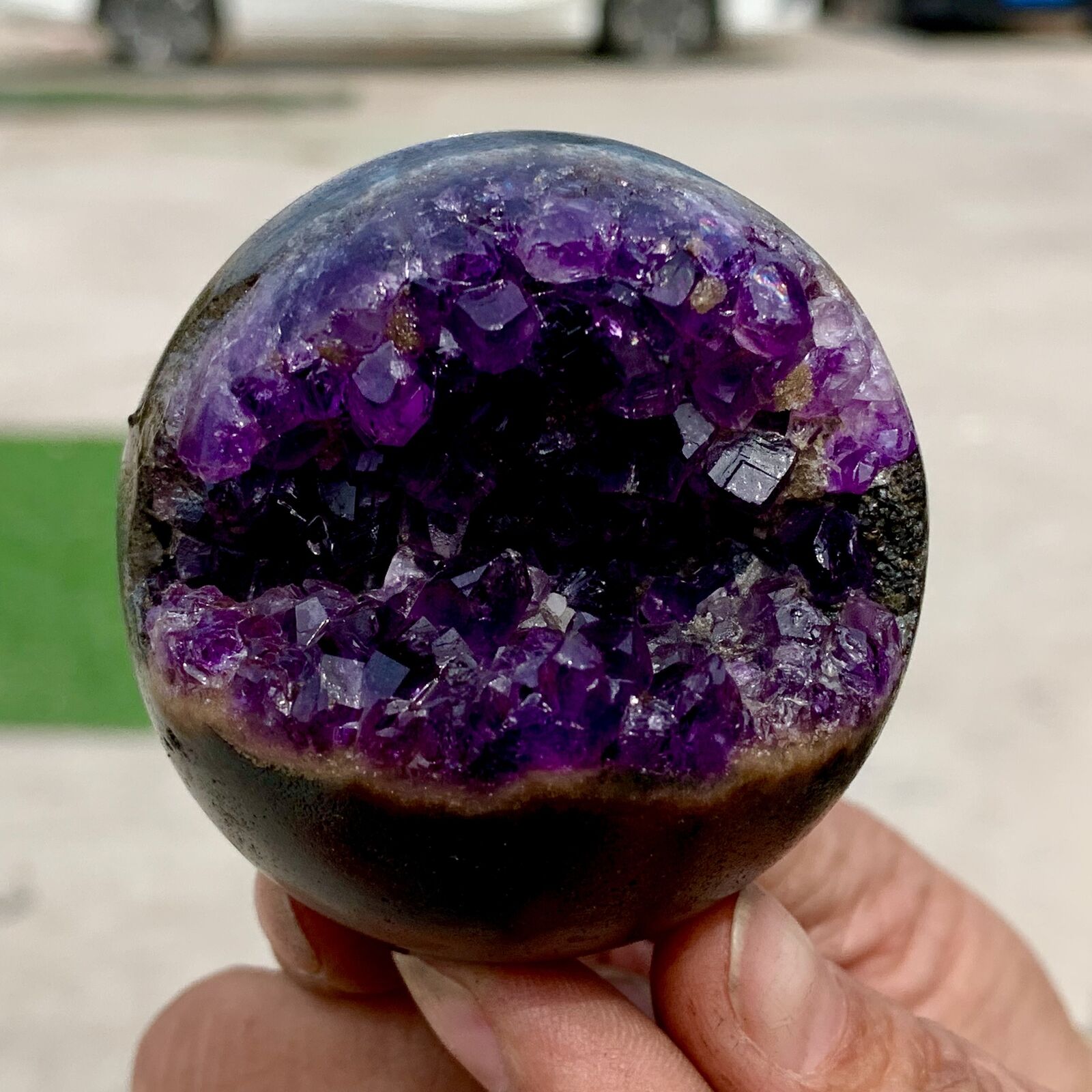 220G Natural Uruguayan Amethyst Quartz crystal open smile ball therapy
