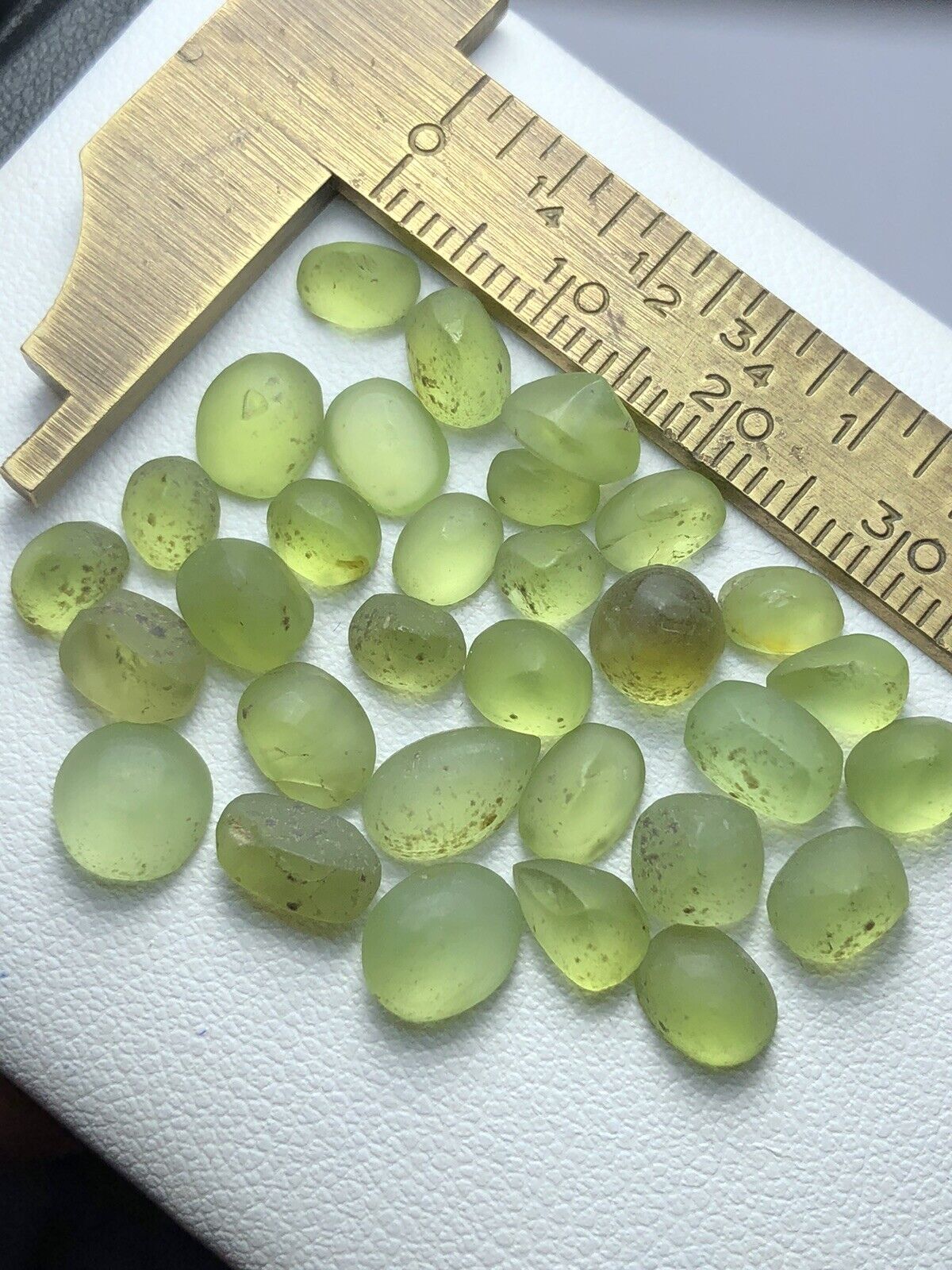 31 Crt / 31 Piece / Natural Peridot Preformed Shapes, Ready For Faceted mm Size