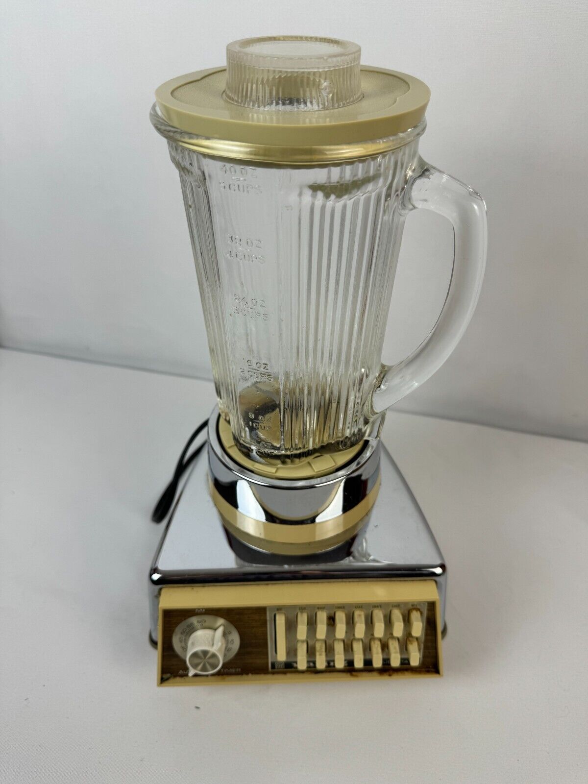 Vintage 70\'s Waring Solid State Blender Model #11–183 Silver Body with Woodgrain