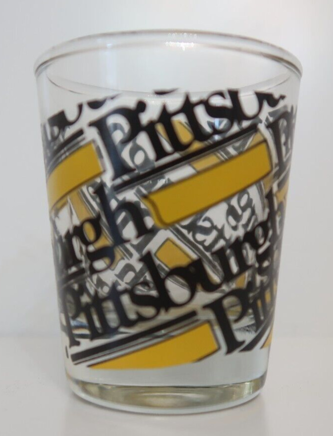 VINTAGE PITTSBURGH PA YELLOW/BLACK STEELERS PIRATES SOUVENIR SHOT GLASS