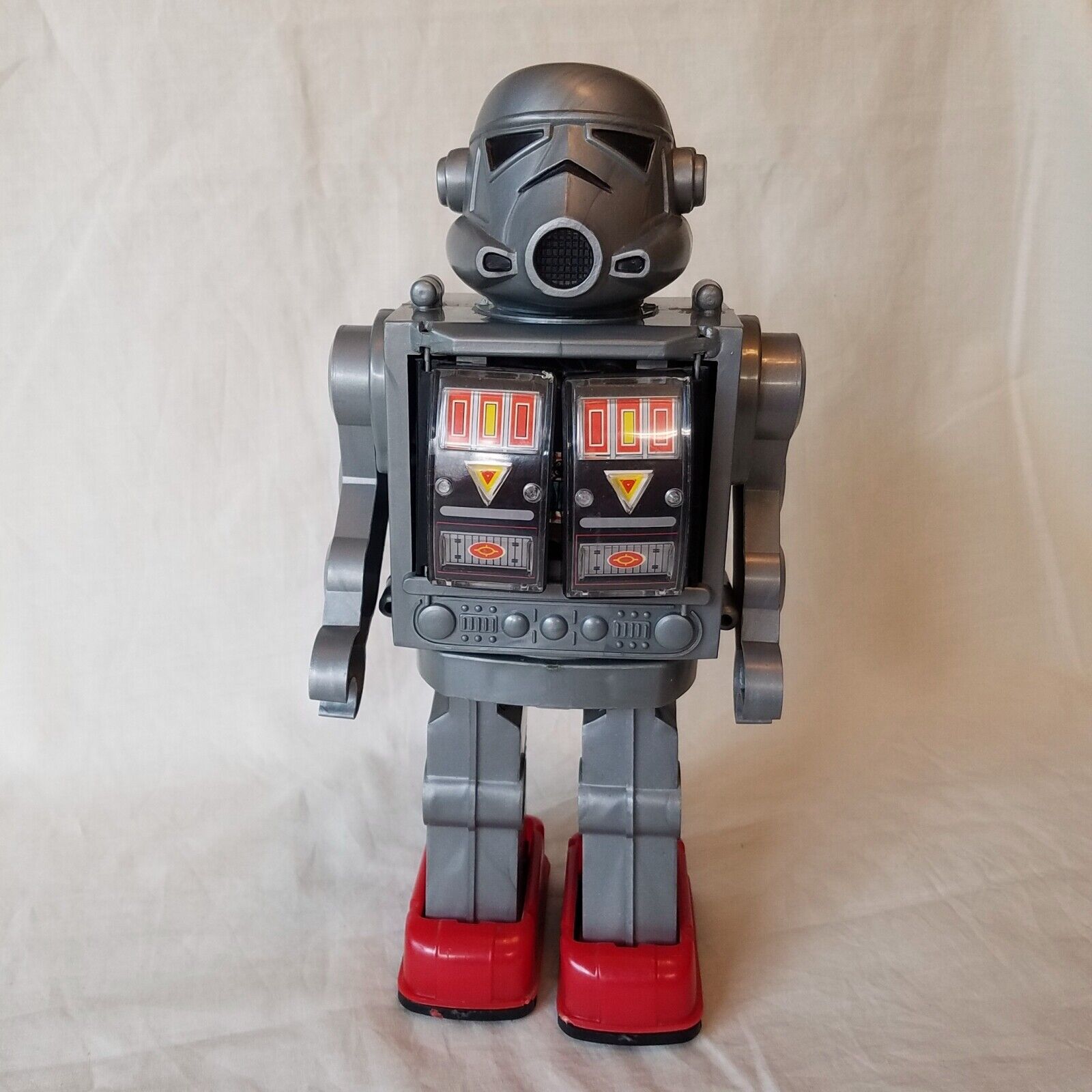 Vintage STAR WARS Stormtrooper-inspired SUPER ASTRONAUT ROBOT Toy-Horikawa Style
