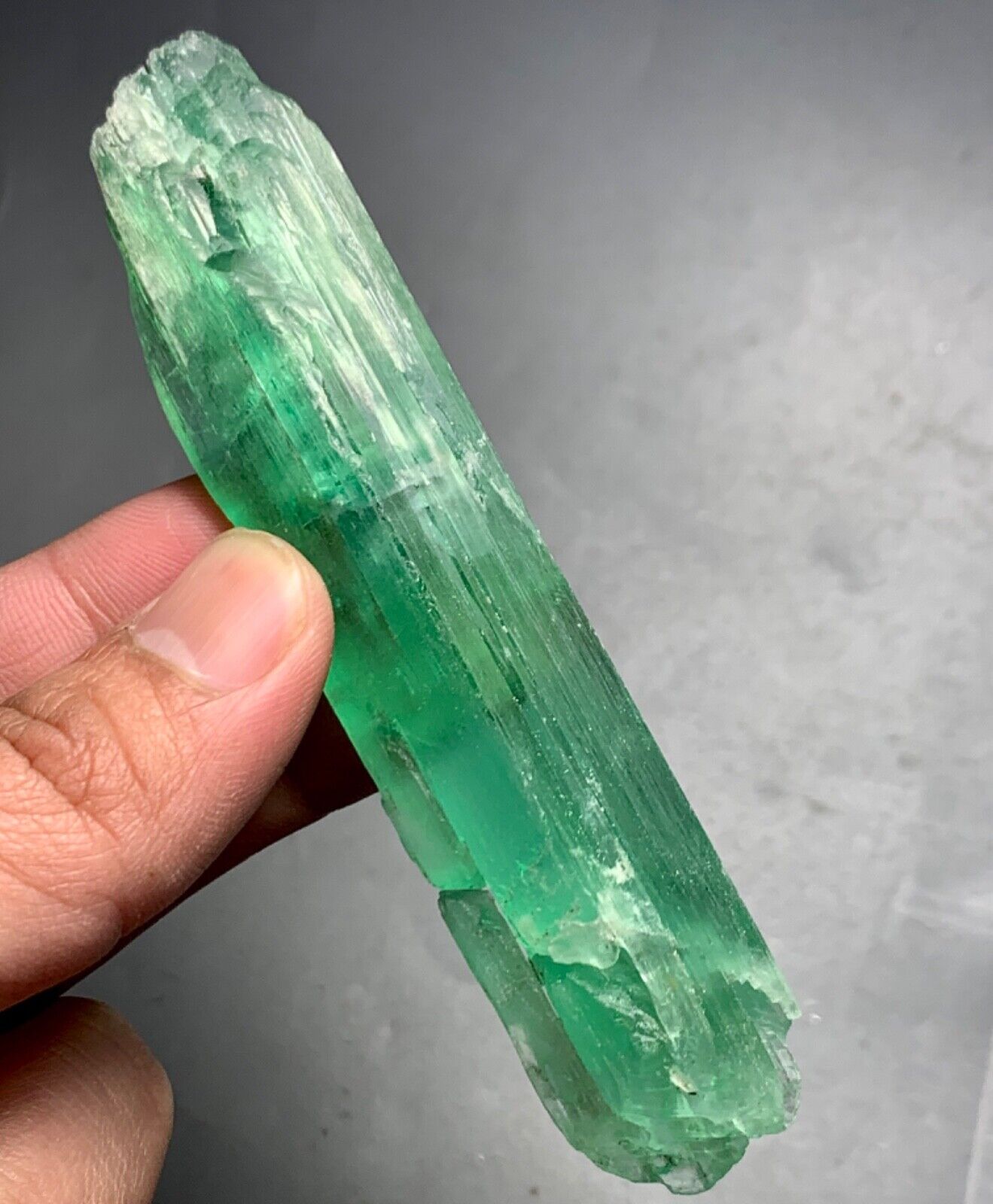 430 CT Hiddenite Kunzite Crystal From Afghanistan
