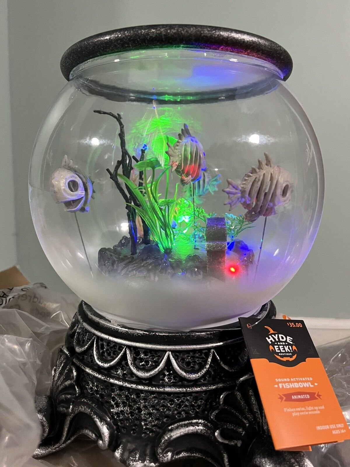 Target Hyde and Eek Halloween Animated Skeleton Fish Bowl Moves Light Sound New