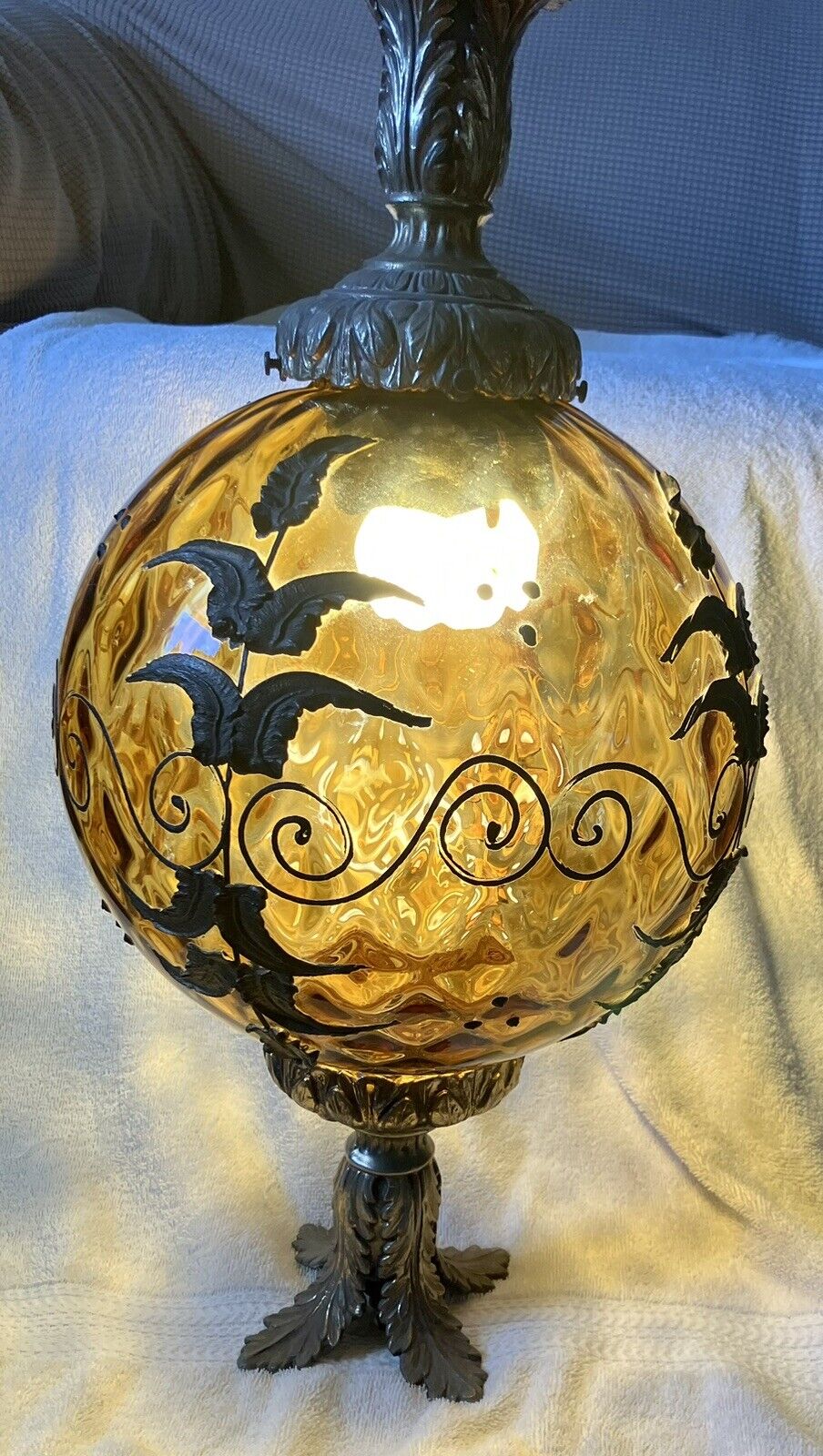 Antique Amber Leaf Swag Lamp