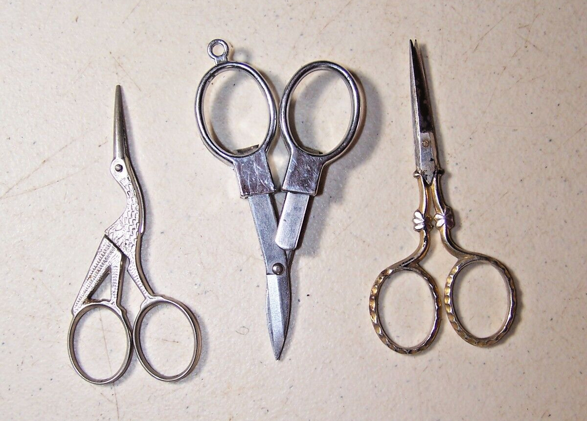 Vintage Lot Of 3 Pairs Of Sewing Scissors