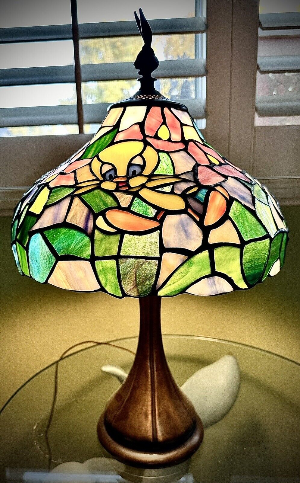 RARE Vintage Dale Tiffany Style Lamp Looney Tunes Stained Glass Warner Brothers