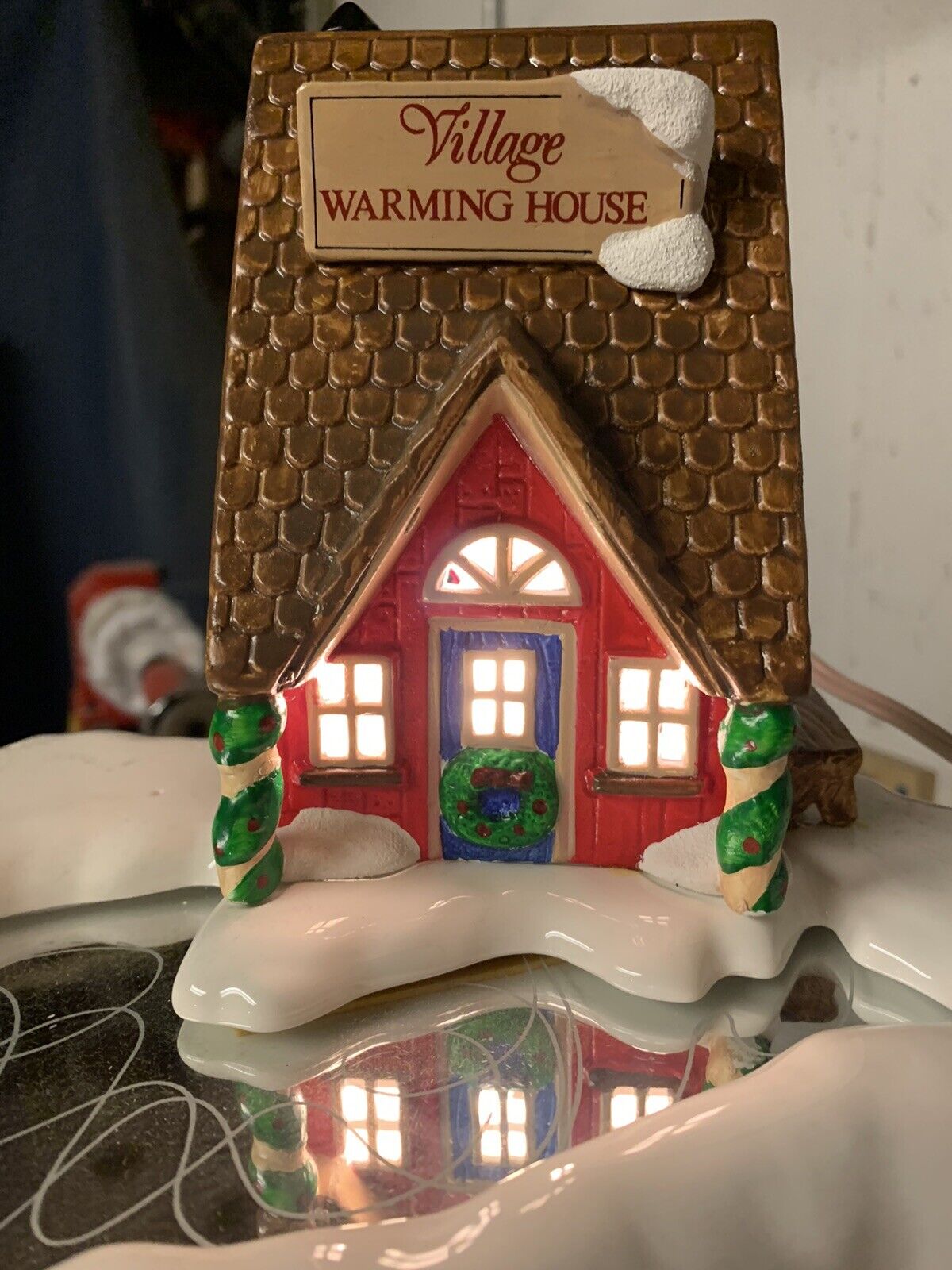 Snow Village Department 56 Warming house Christmas Holiday Decor Mantle Shelf