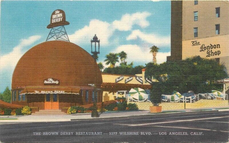 1968 California Hollywood Brown Derby Restaurant Colorpicture  Postcard 22-11087