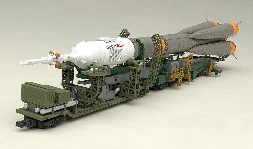 Good Smile Moderoid Soyuz Rocket & Transport Train 1/150 Scale Model Kit