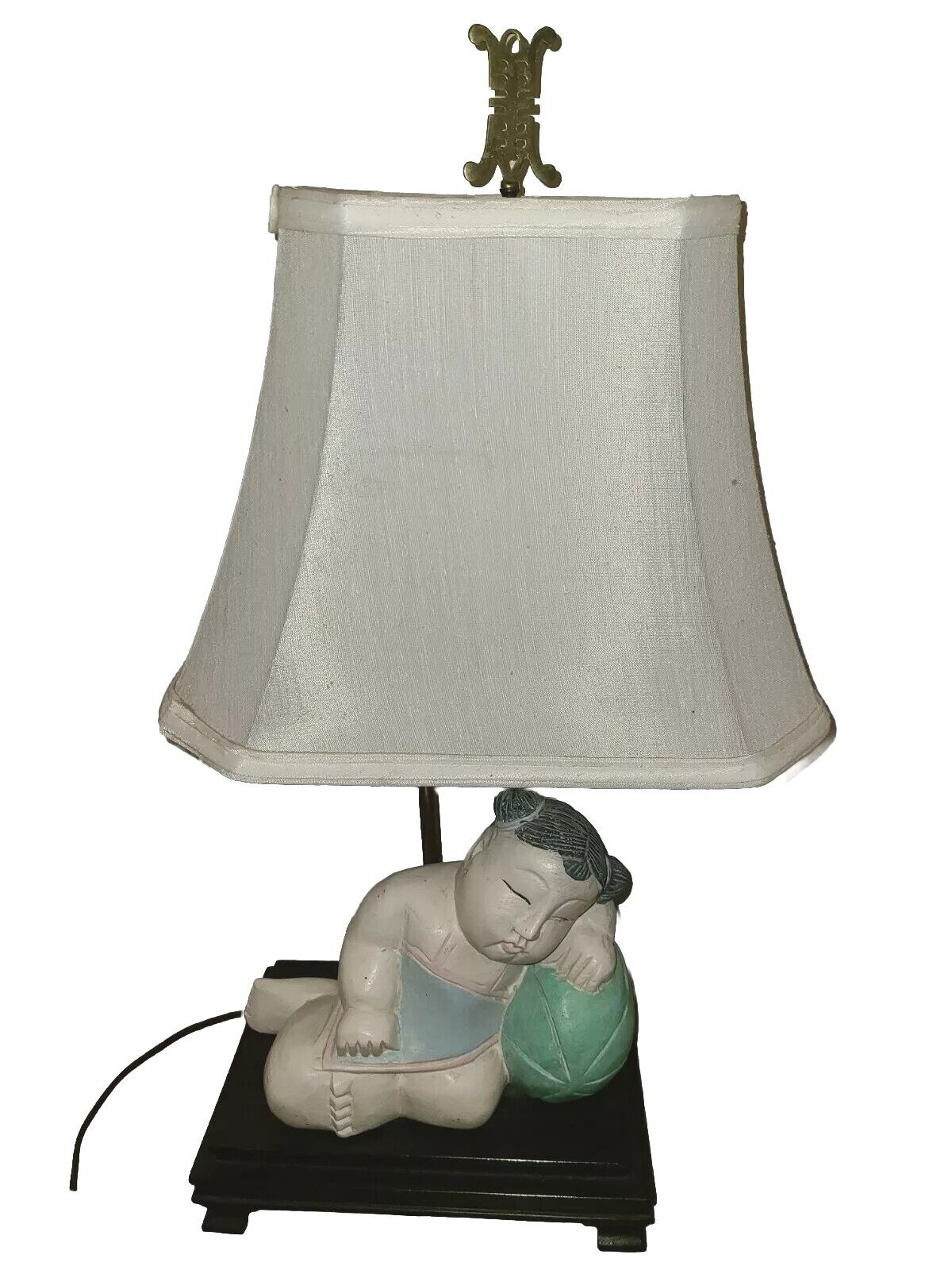 Vintage Asian Stlye Lamp 24\