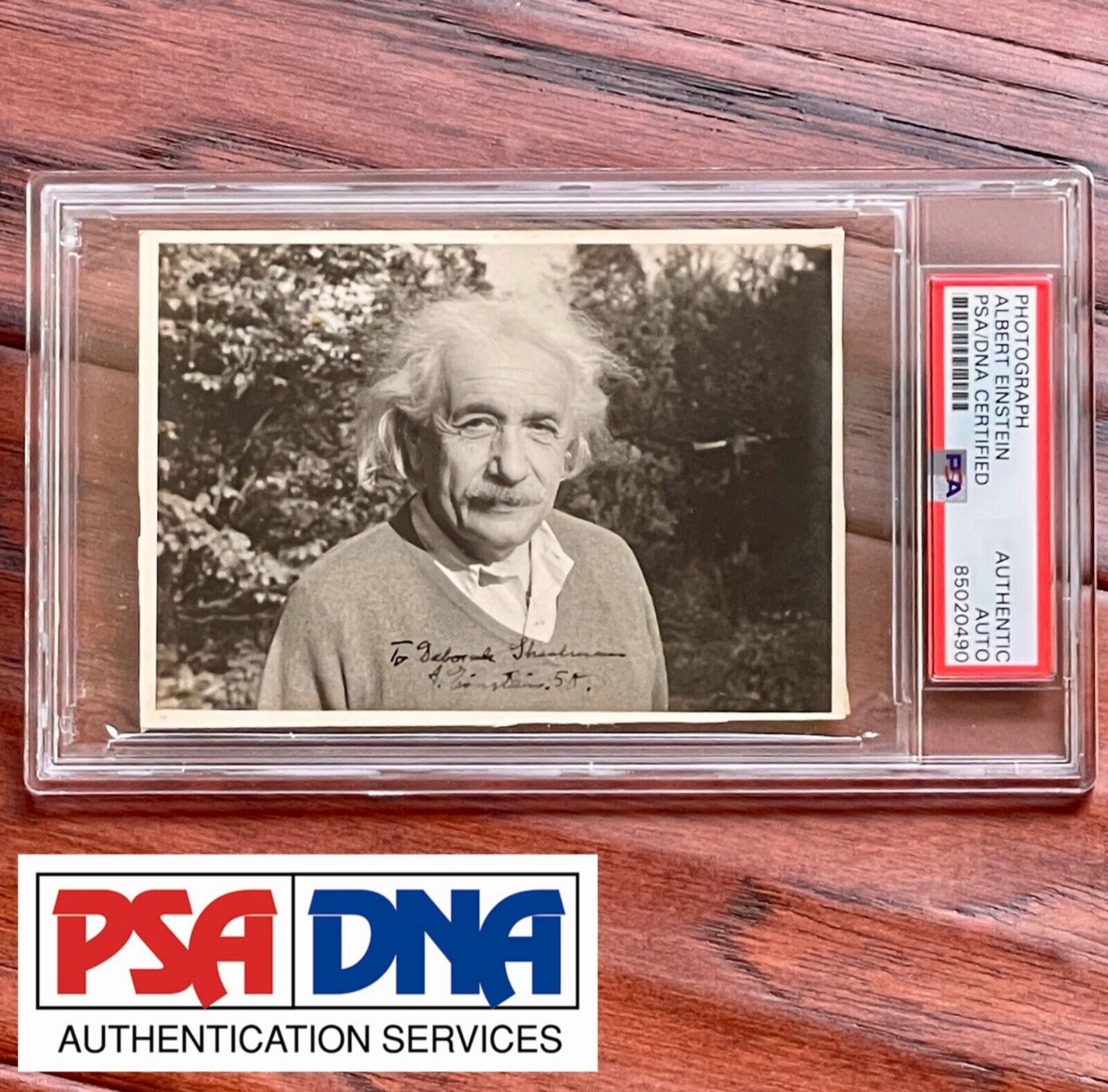ALBERT EINSTEIN * PSA/DNA * Autograph Candid 1950 PHOTOGRAPH Portrait Signed