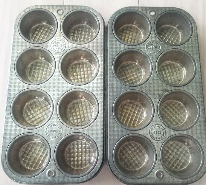 Lot Of 2 Vintage Ovenex  Waffle Pattern Muffin Cupcake Pans  Made In The USA