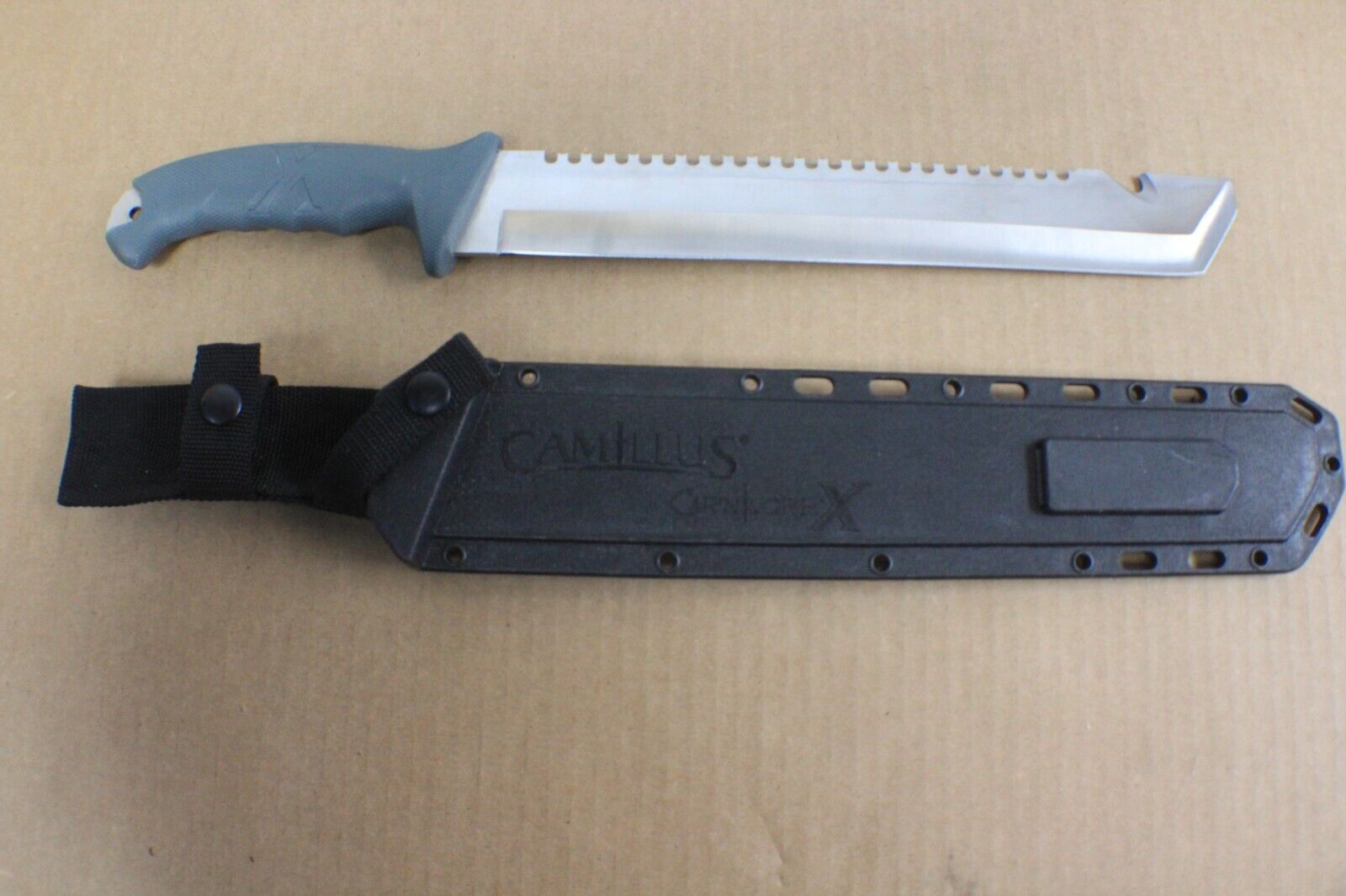 Camillus Carnivore-X 18