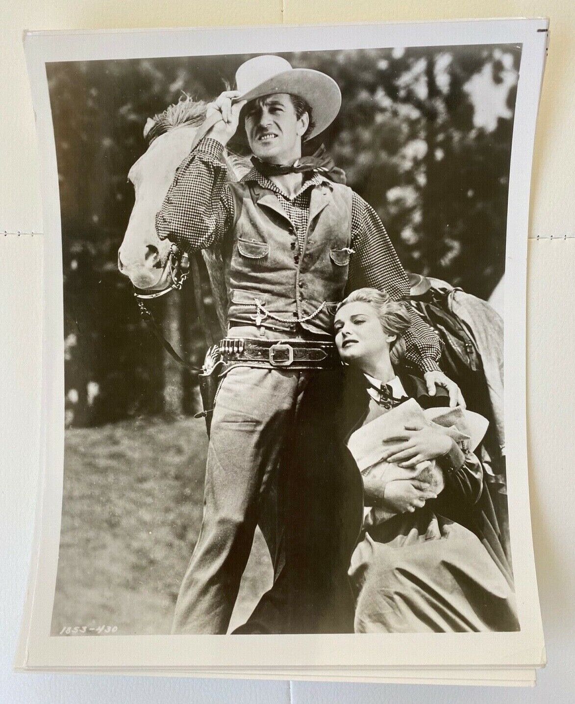 Gary Cooper Cowboy Vintage Original Hollywood Celebrity Publicity B & W Photo 
