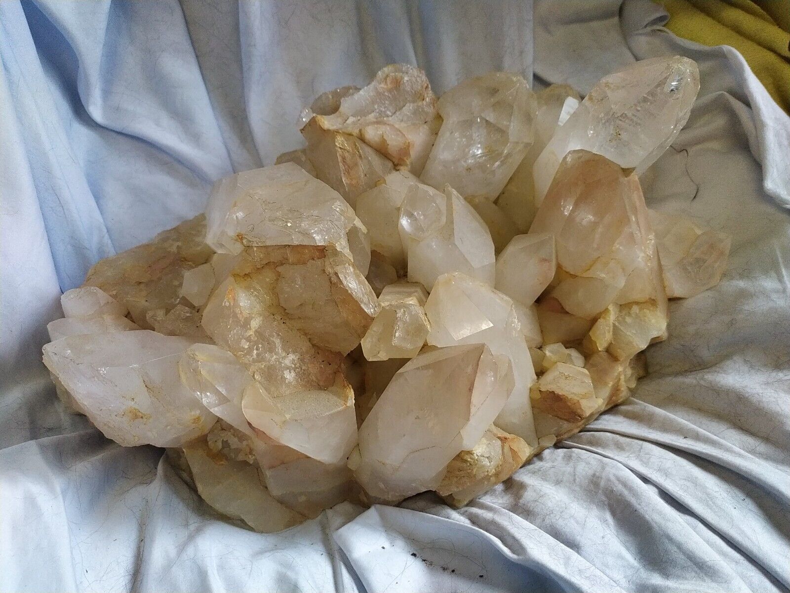 Huge and heavy 10 kg / 22 lbs 35cm / 14in Pink Quartz crystal Large & beautiful