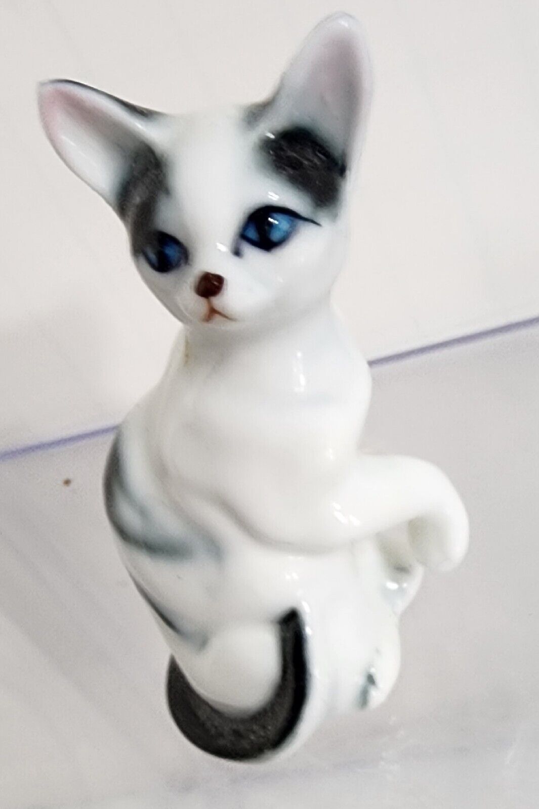 Vintage Miniature Black &White Cat Figurine Blue Eyes Bone China 2.5\