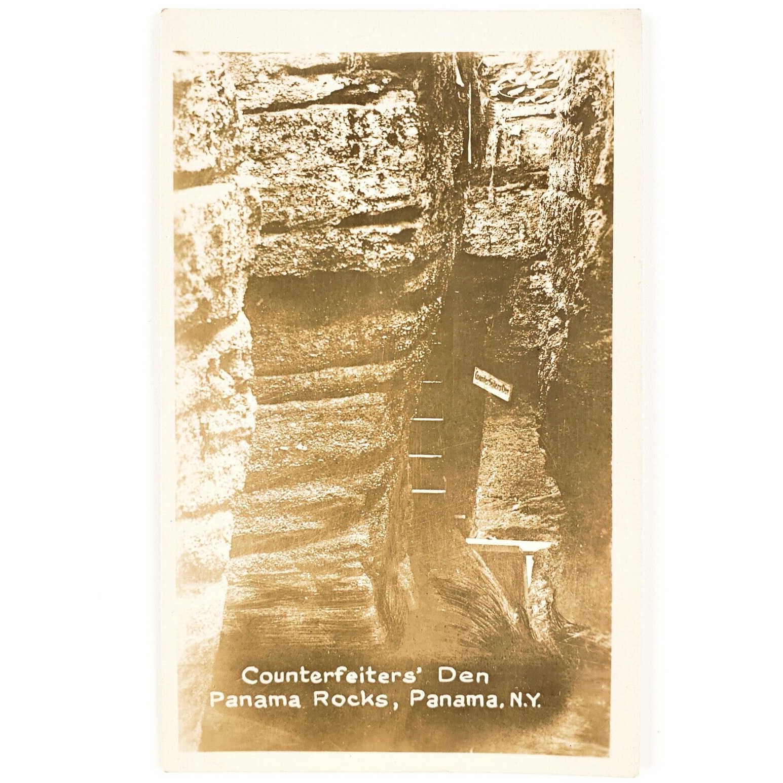 Panama Rocks Counterfeiters Den RPPC Postcard 1920s New York Park Cave Art B2046