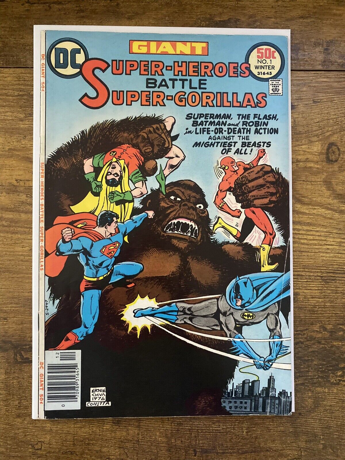 🔥Super-Heroes Battle Super-Gorillas #1 DC Comics 1976 Flash Batman Superman 🔥