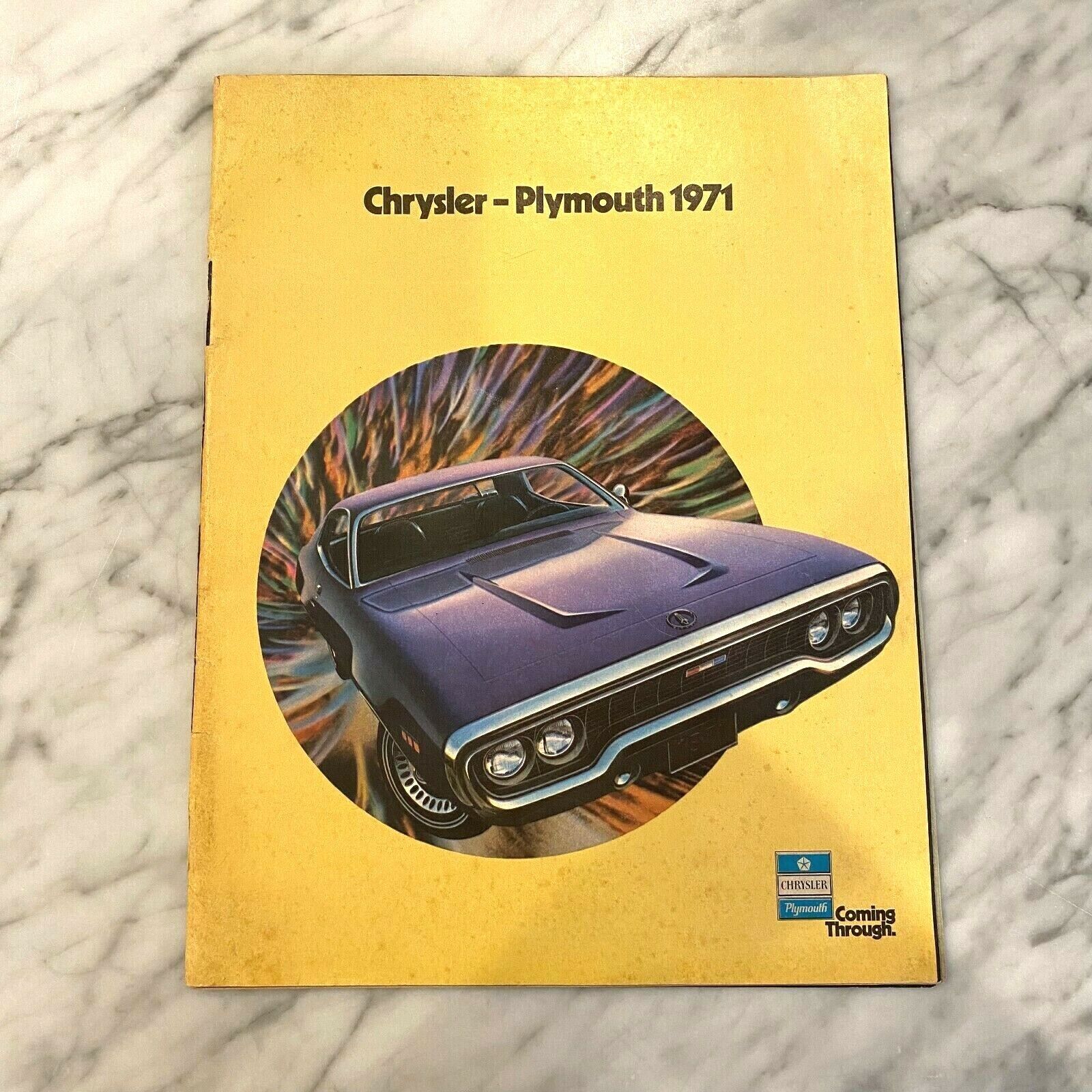 1971 Chrysler Plymouth Advertising Booklet Models & Options Color Illustration