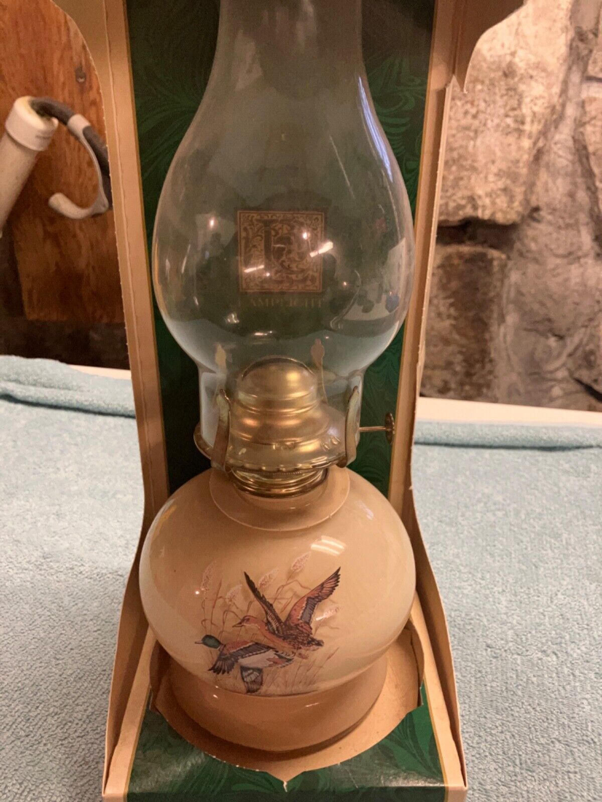 lamplight farms vintage flying duck oil lamp nib
