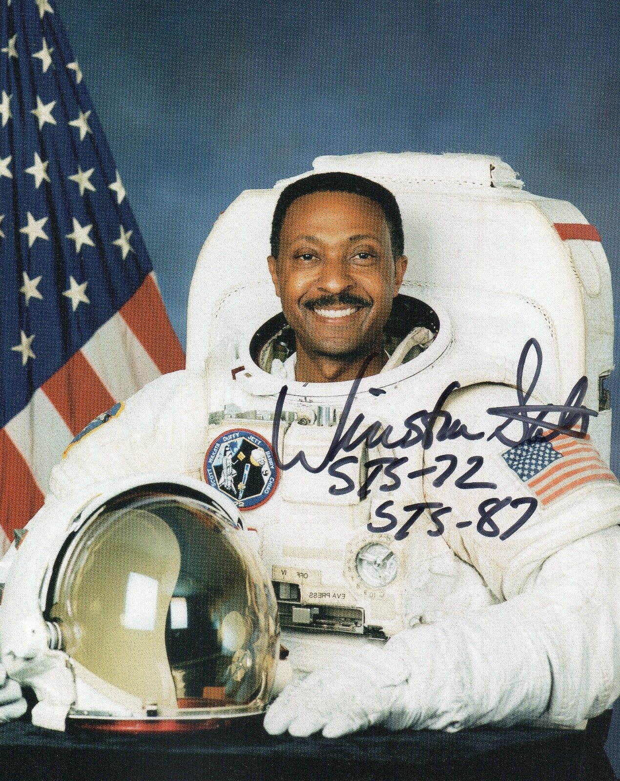 8x10 Original Autographed Photo of NASA Astronaut Winston Scott