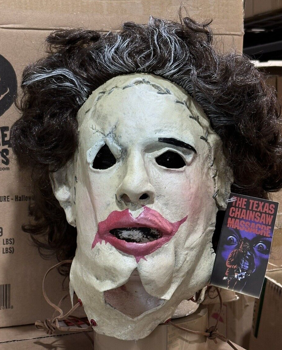 Trick or Treat Studios Pretty Woman Mask TCM Texas Chainsaw Massacre Leatherface