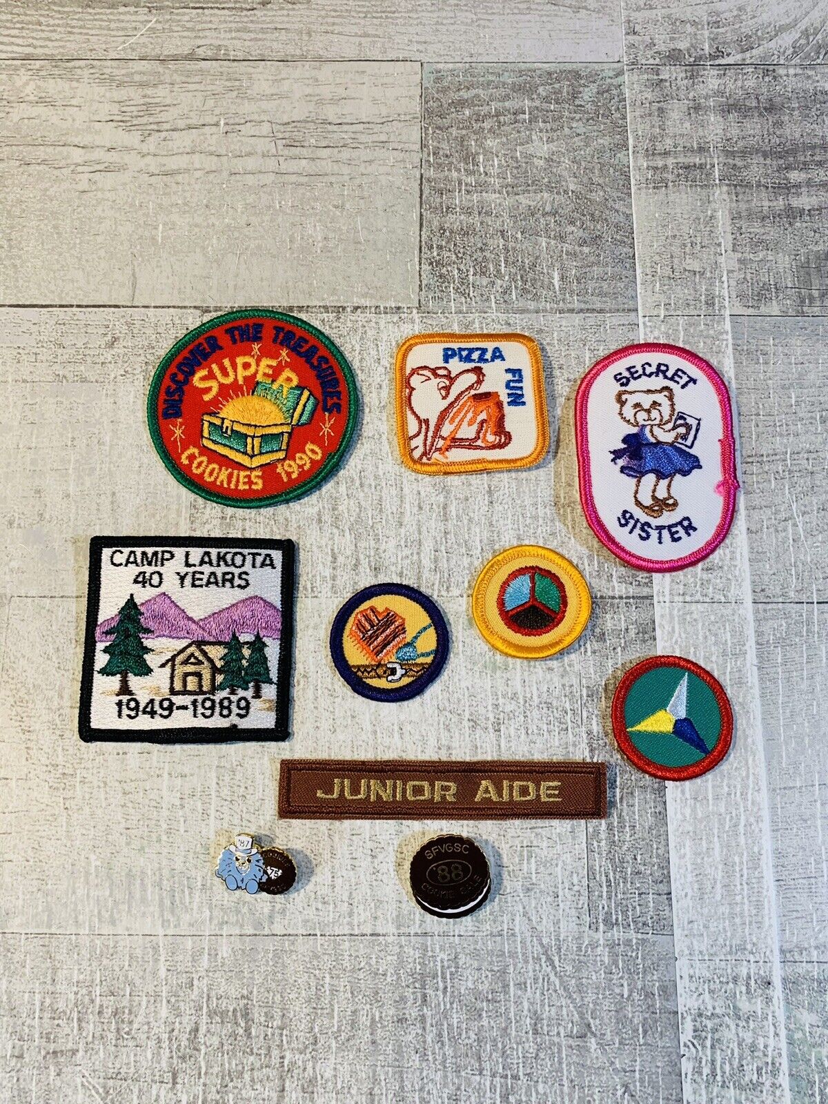 Vintage 1980s Girl Scout Patches And Pins Lot Of 10 Unworn Excellent Condition