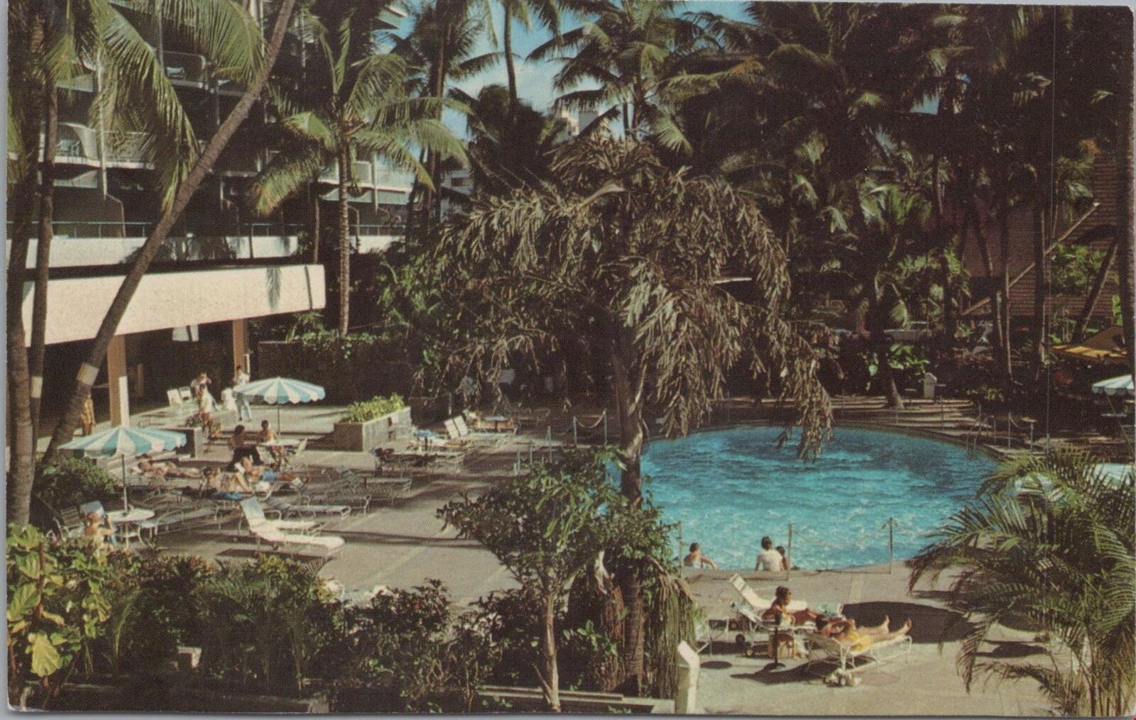 Postcard The Princess Kaiulani Hotel Waikiki Beach Honolulu HI 