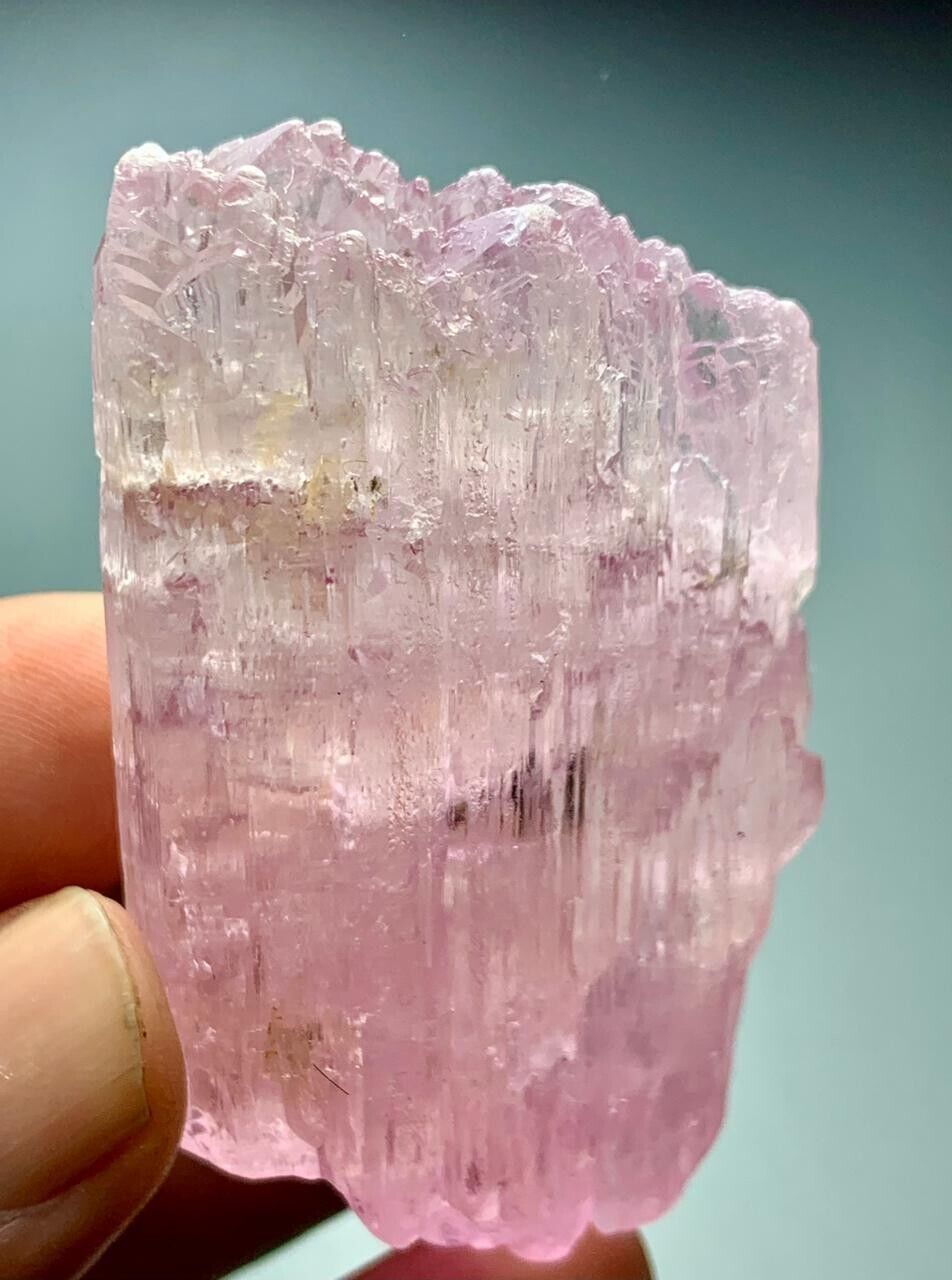 487 Cts Double Terminated Pink Kunzite Crystal from Afghanistan