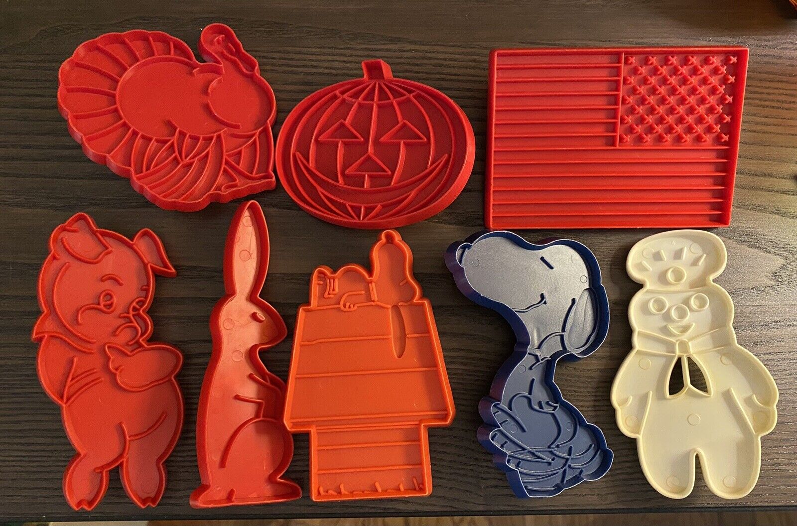 Lot of 8 Vintage Cookie Cutters 2 Snoopy, Doughboy, Pig Some Hallmark Brand