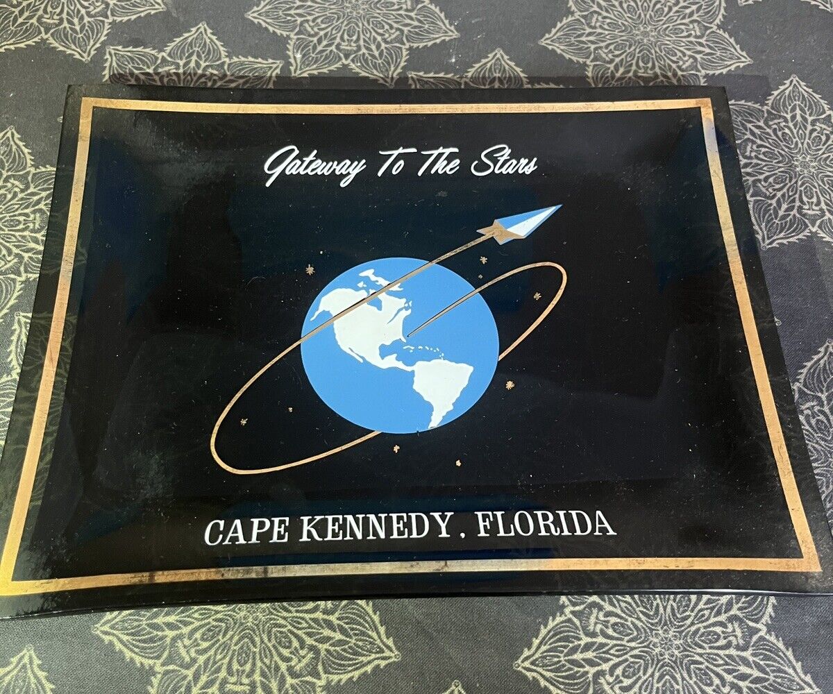 Vintage Gateway To The Stars Cape Kennedy Florida Earth Space Plate Ashtray?