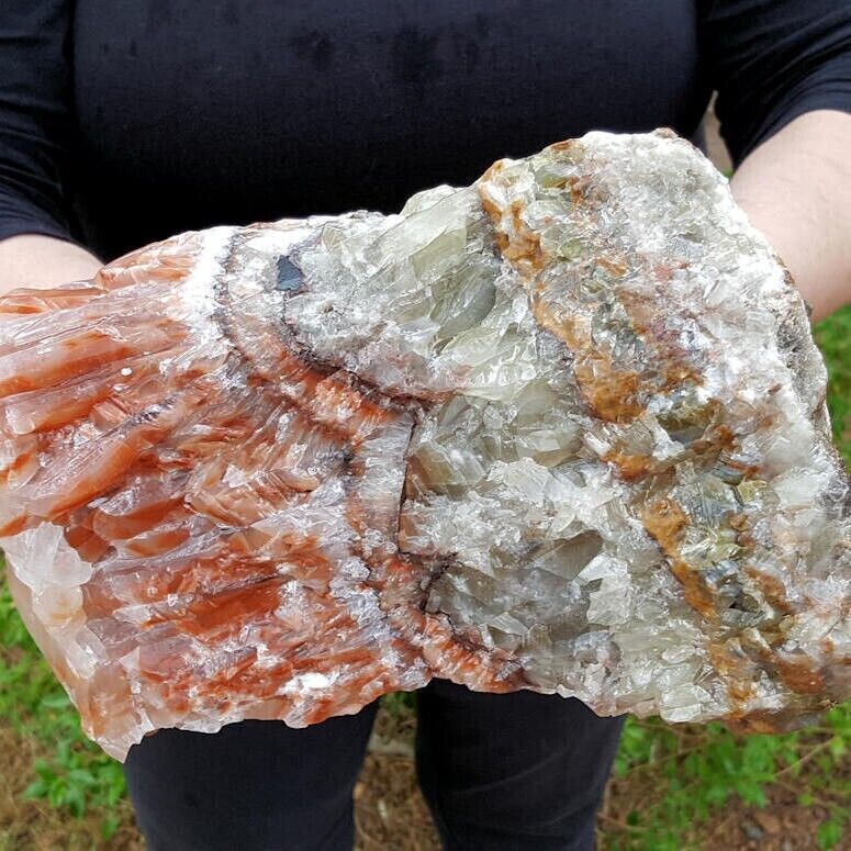 13.8 LB SPECTACULAR LARGE 9 INCH TRICOLOR BANDED CALCITE CRYSTAL - MEXICO