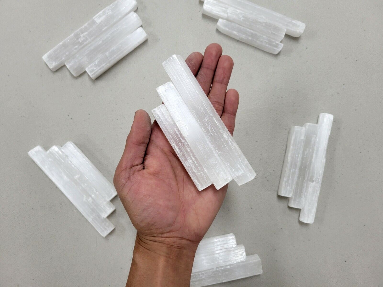 Selenite Crystal Wands - 3 Pack Selenite Sticks Charging Station Reiki Stones