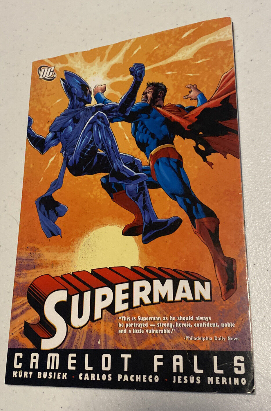 Superman: Camelot Falls, Vol 1 - Paperback By Busiek, Kurt - Good condition