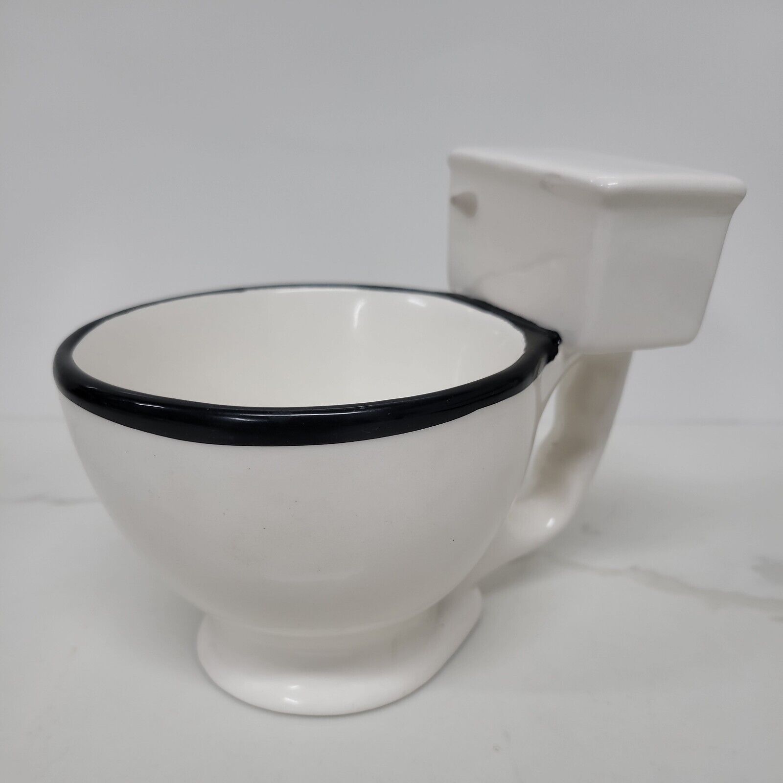 Bigmouth Inc Black White Ceramic Original Toilet Shaped Coffee Mug Cup Gag Gift.