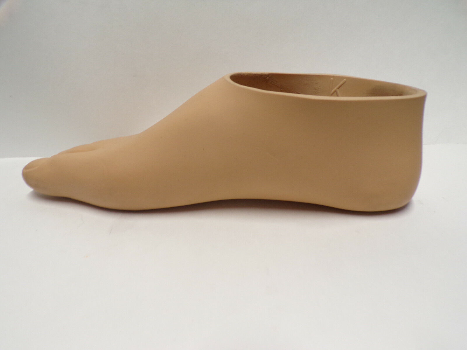 Freedom Prosthetic Foot Shell Size 27 cm RIGHT