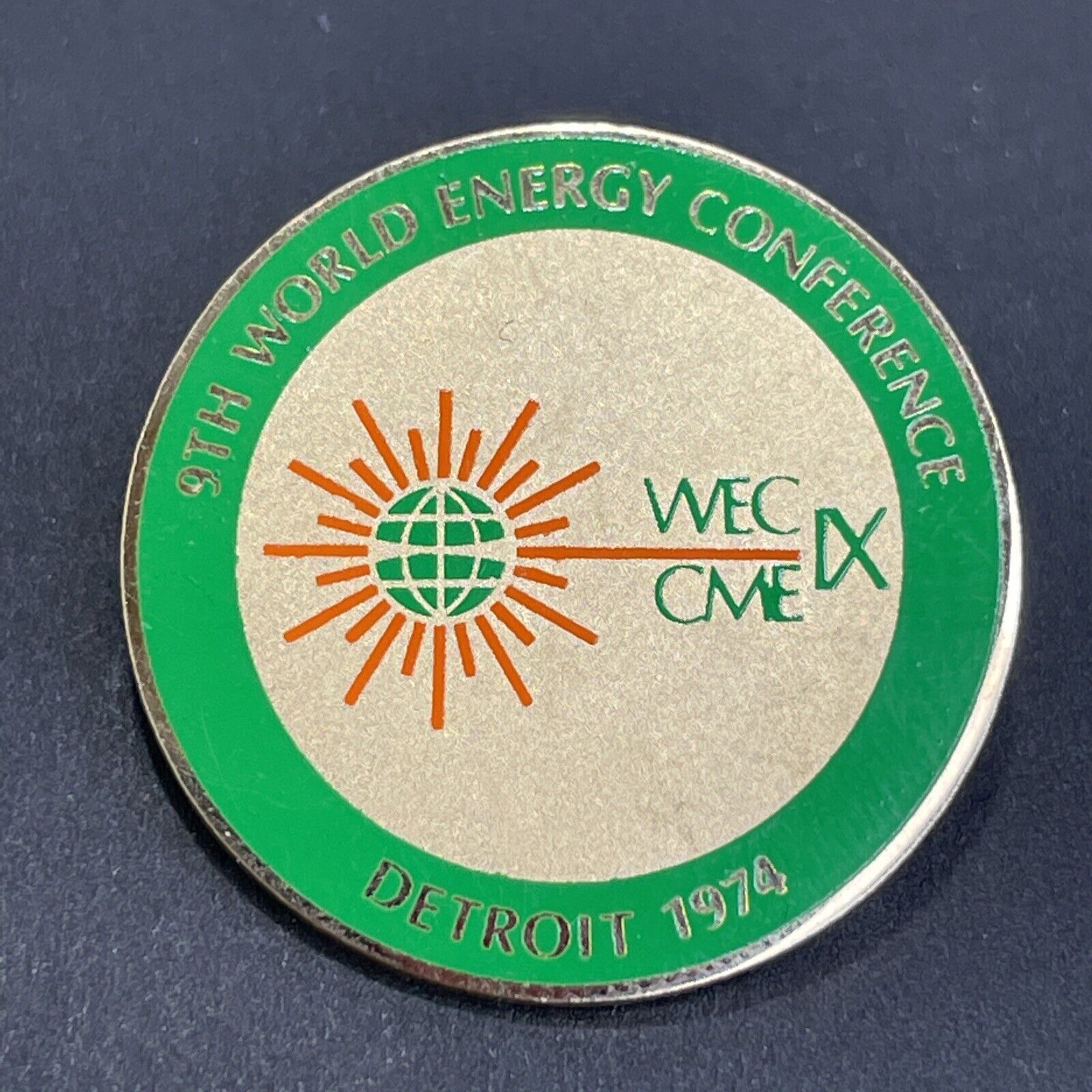 Vintage 1974 9th World Energy Conference Detroit Michigan Pinback Pin Button