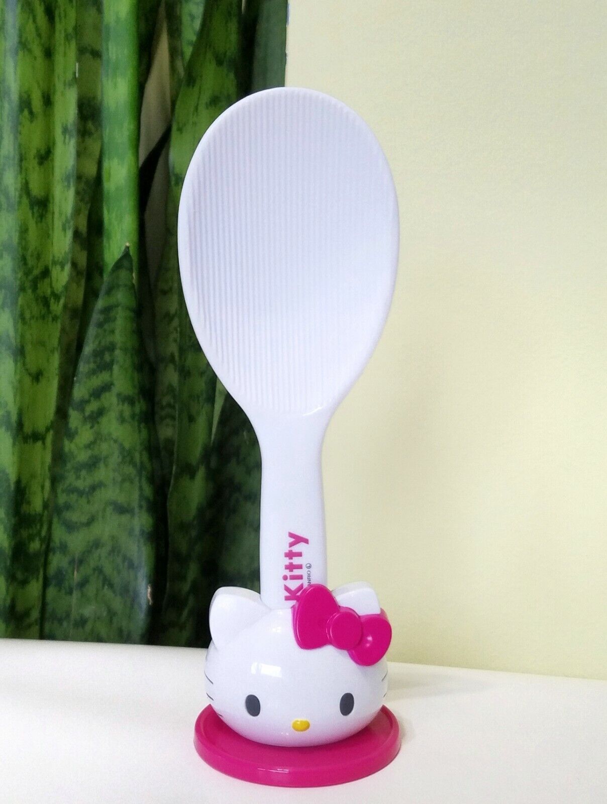 Hello Kitty Sanrio Rice Scoop with Stand Japan imported USA Seller