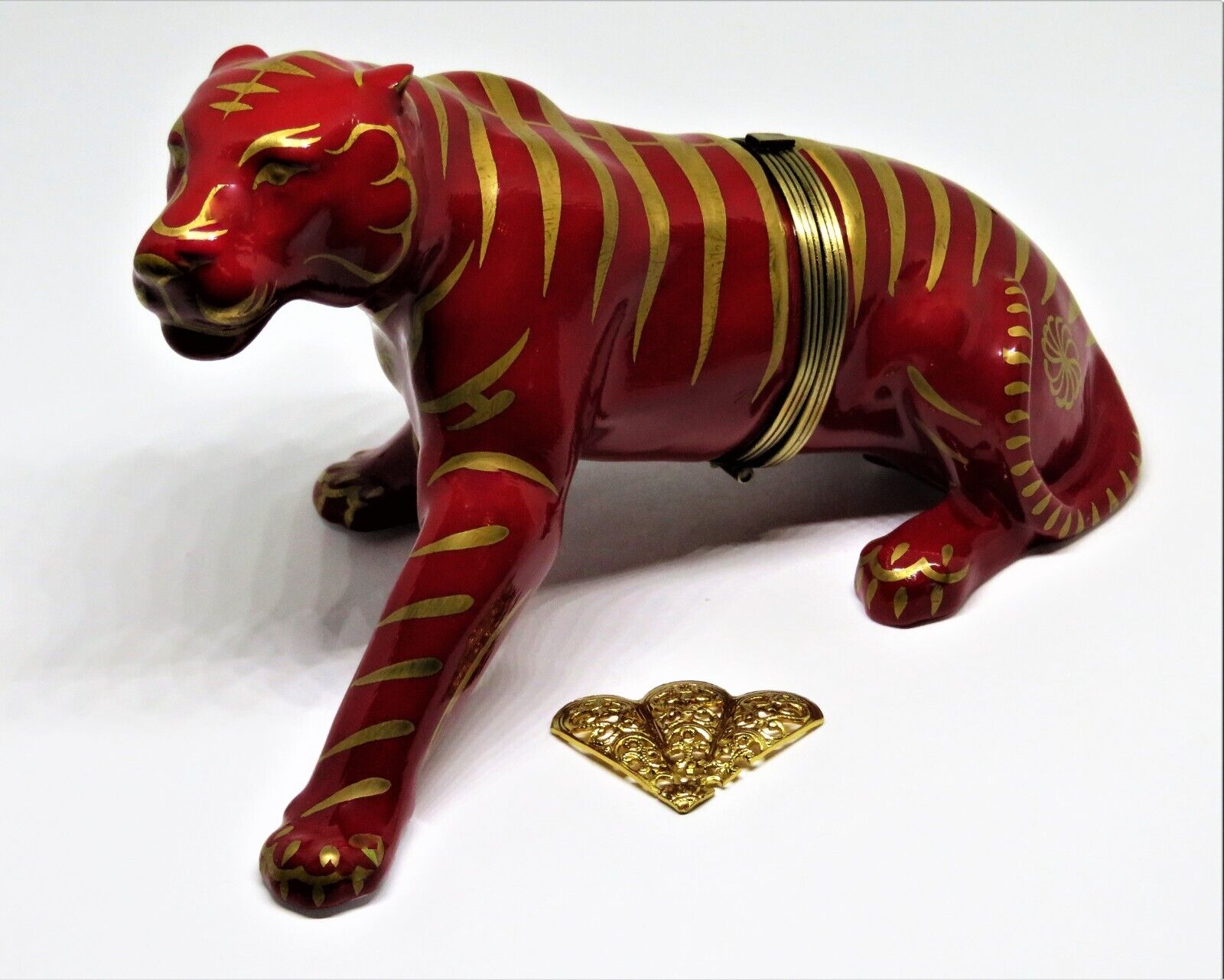 LIMOGES FRANCE BOX - ROCHARD - RED & GOLD CHINESE TIGER & ASIAN FAN - 2022