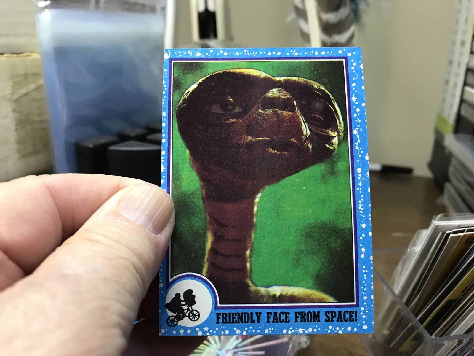VINTAGE 1982 TOPPS - E.T. Movie Trading Cards # 86 FRIENDLY FACE FROM SPACE